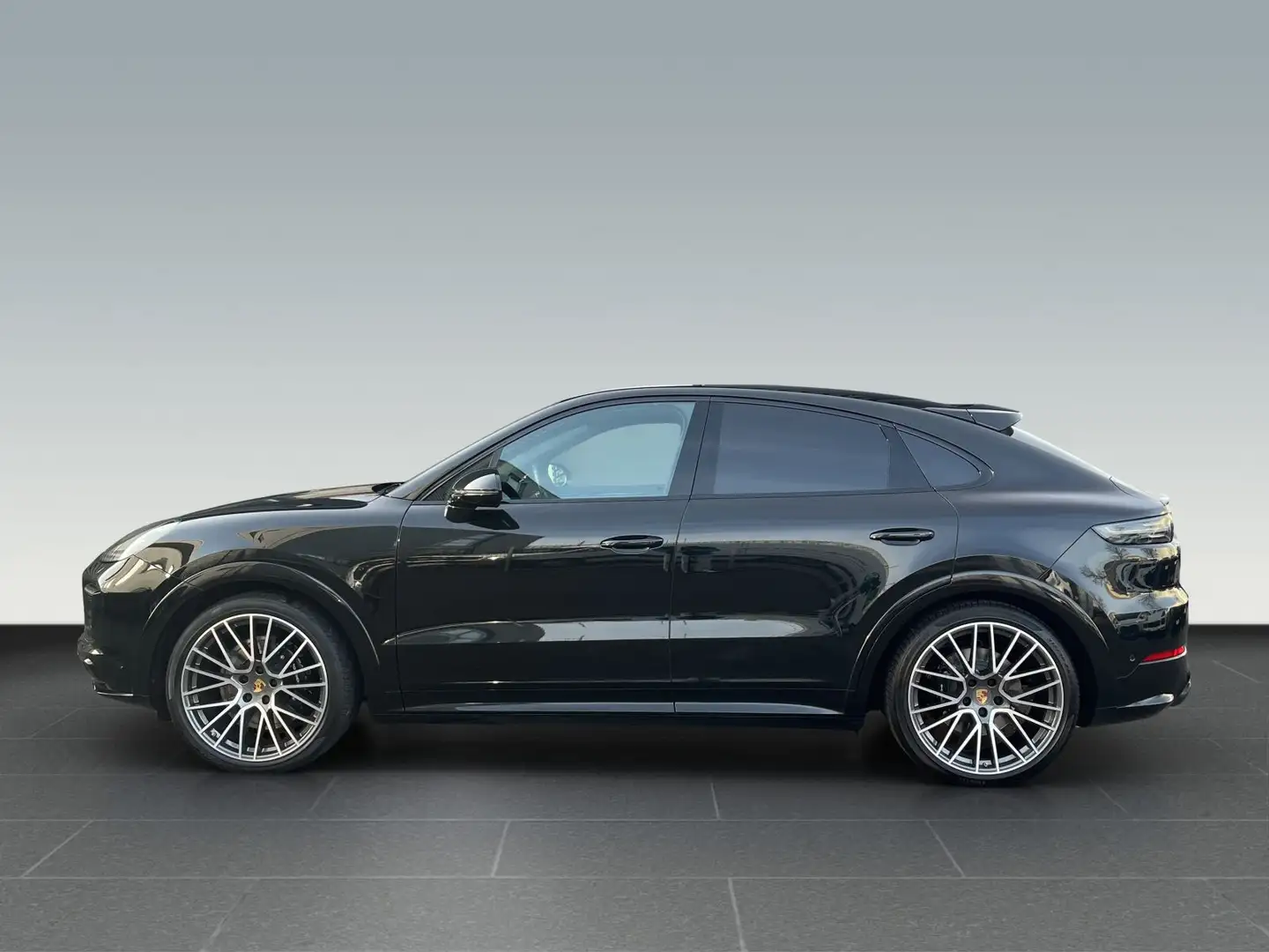 Porsche Cayenne GTS Coupe BOSE,Head-Up,18-Wege,PASM,PDCC Schwarz - 2