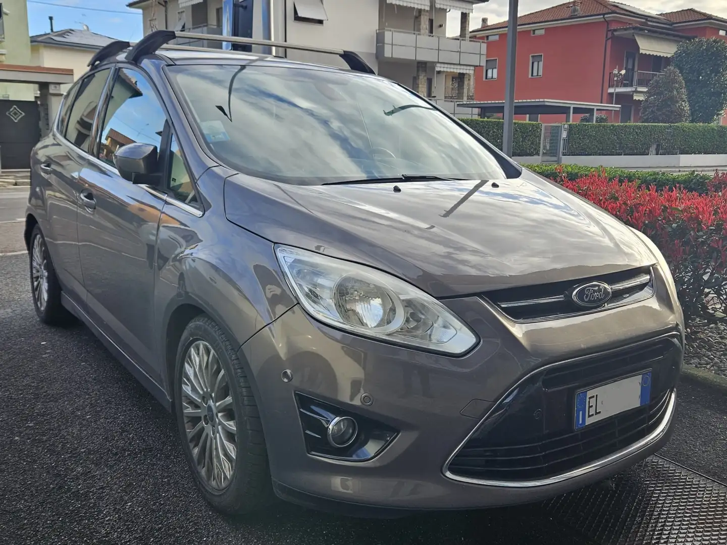 Ford C-Max 1.6 tdci Titanium 115cv dpf - 1