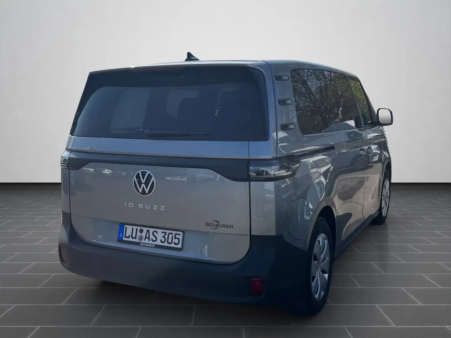 Volkswagen ID. Buzz ID.Buzz Pure 125 kW (170 PS) 59 kW Radstand: 298 Silver - 2