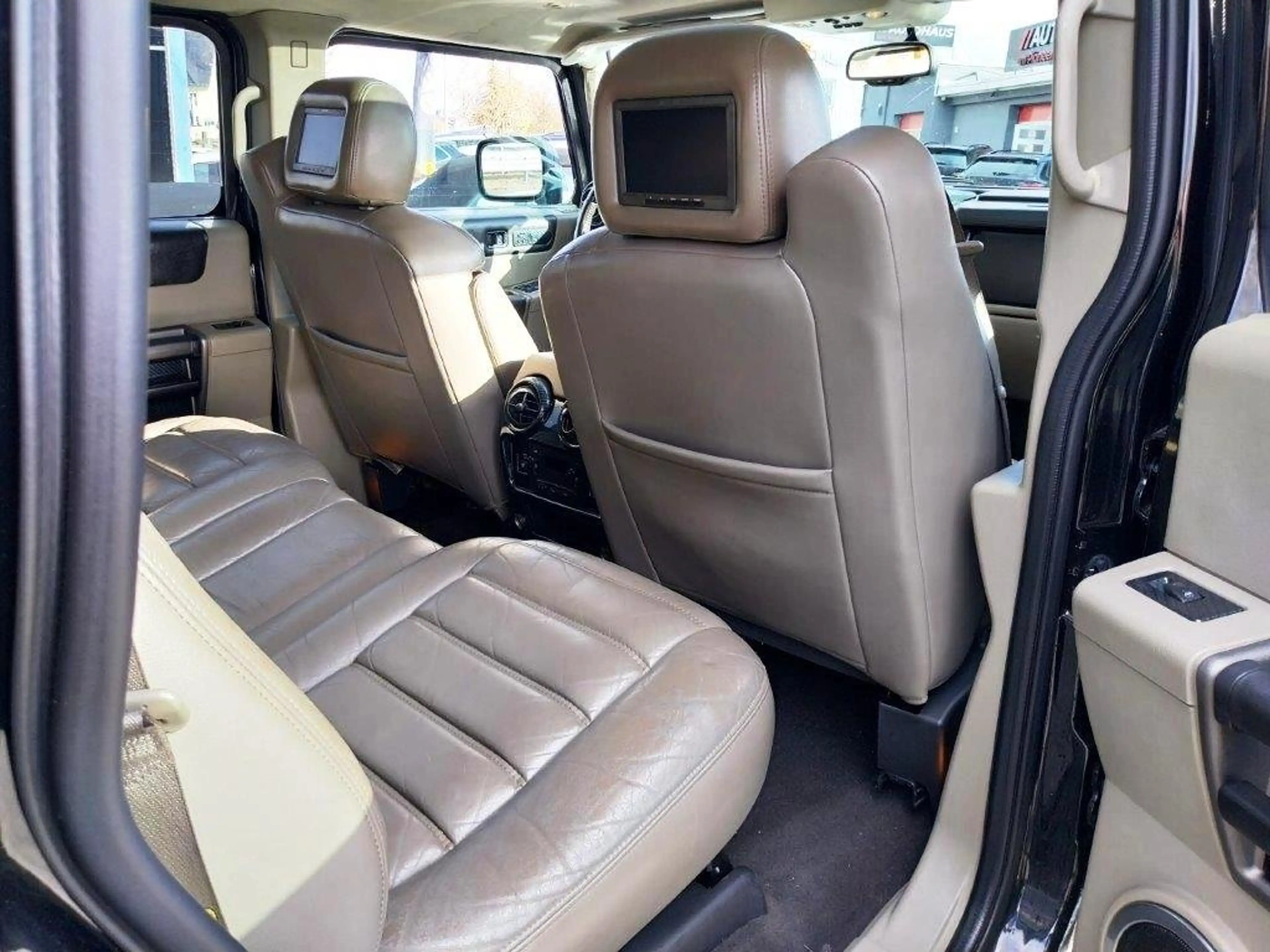 HUMMER H2 — photo 14