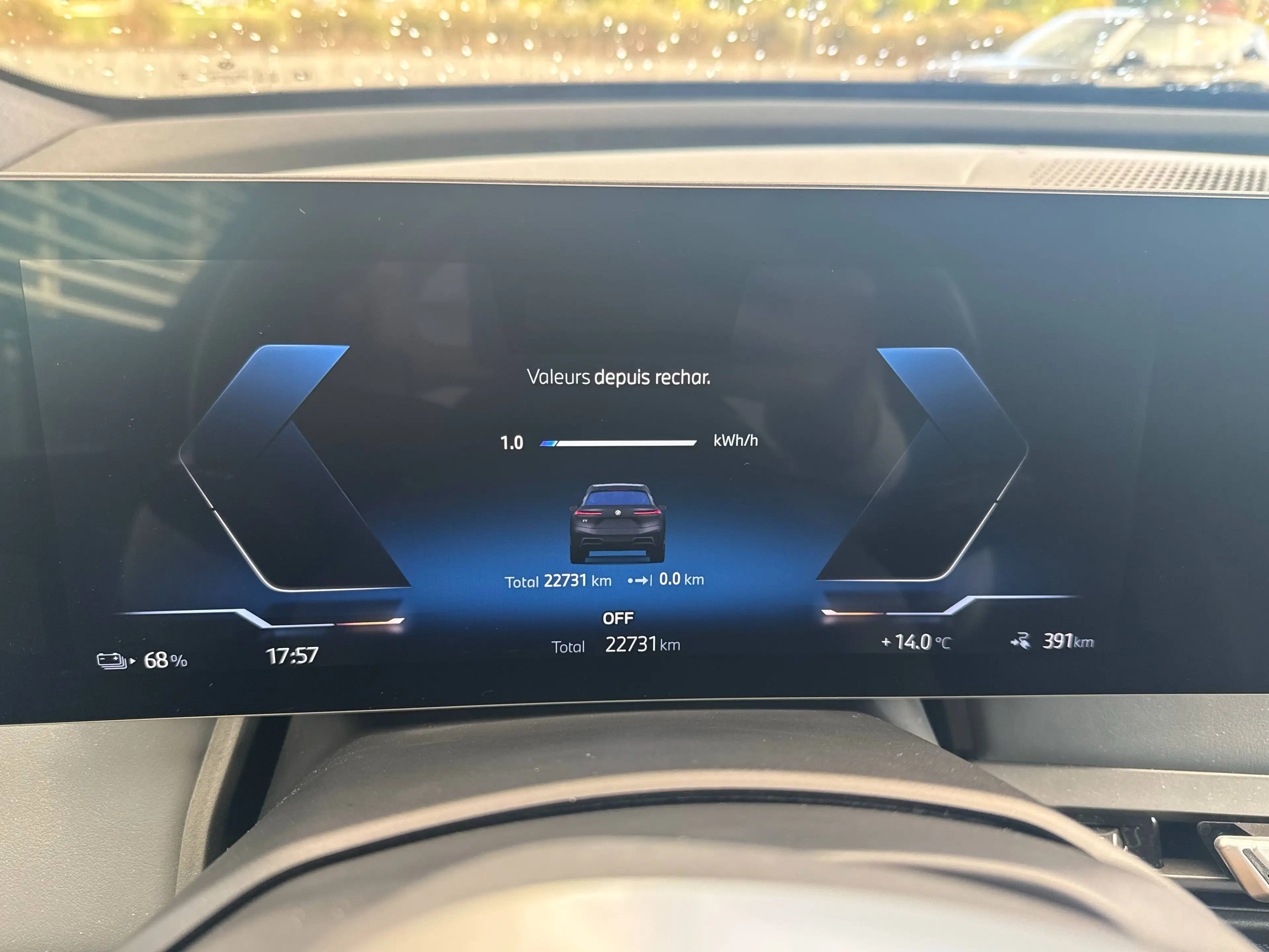 BMW iX iX 111.5 kWh xDrive60 — photo 12