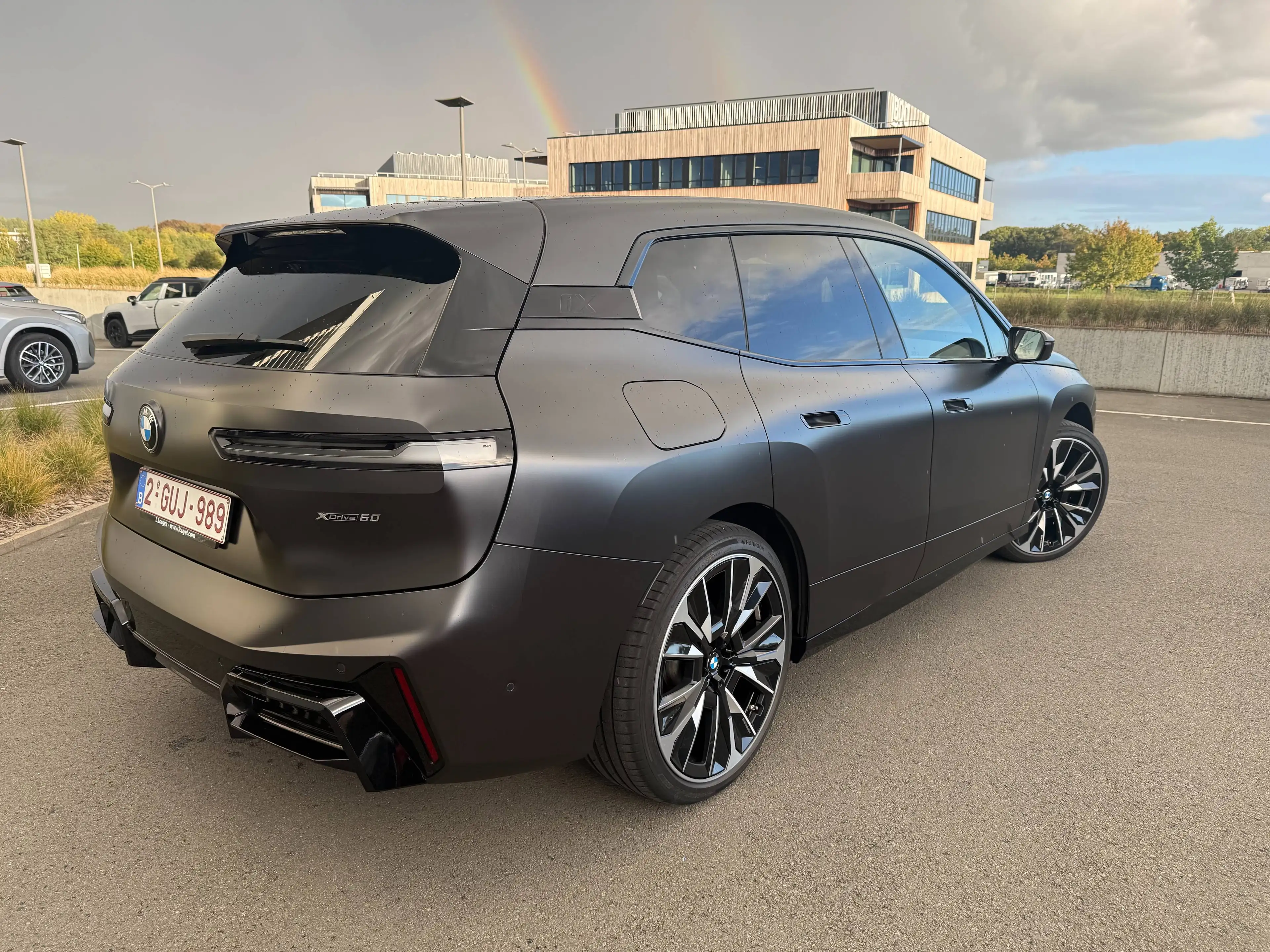 BMW iX iX 111.5 kWh xDrive60 — photo 4