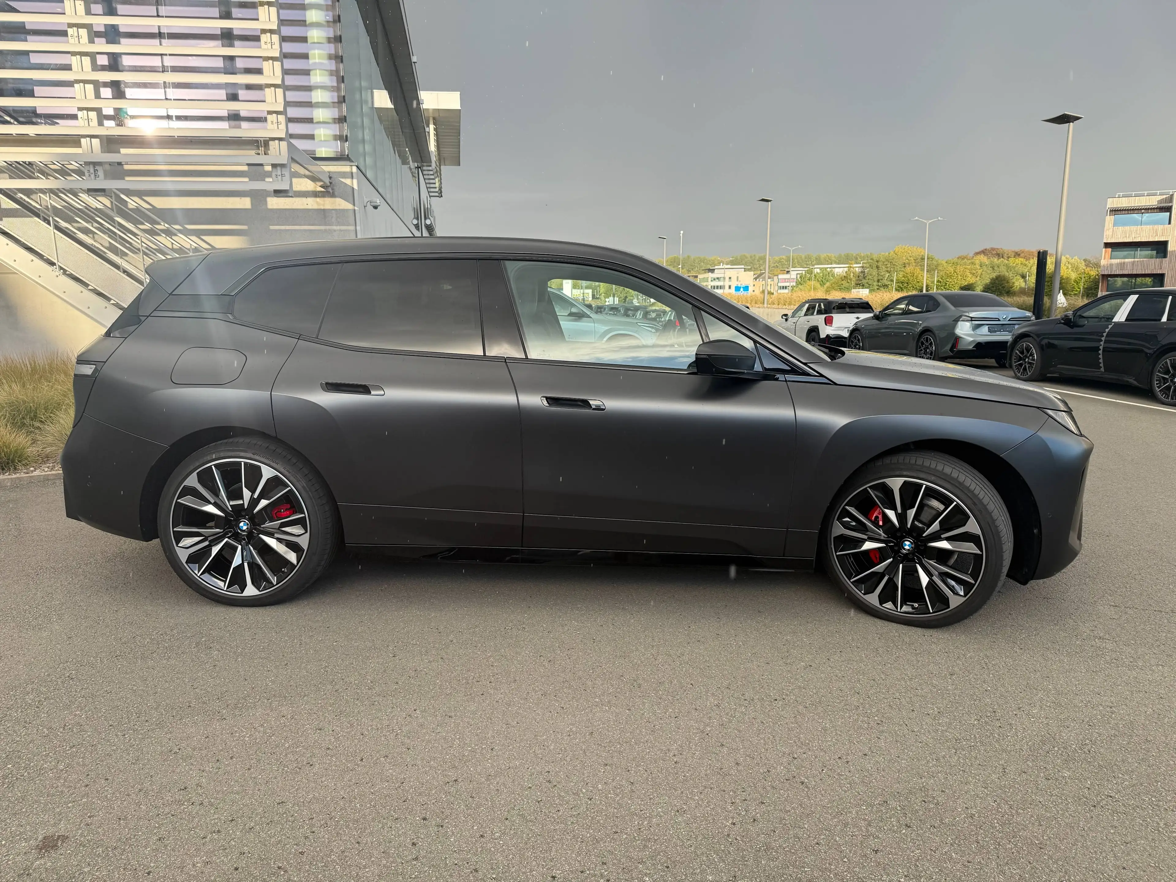 BMW iX iX 111.5 kWh xDrive60 — photo 3