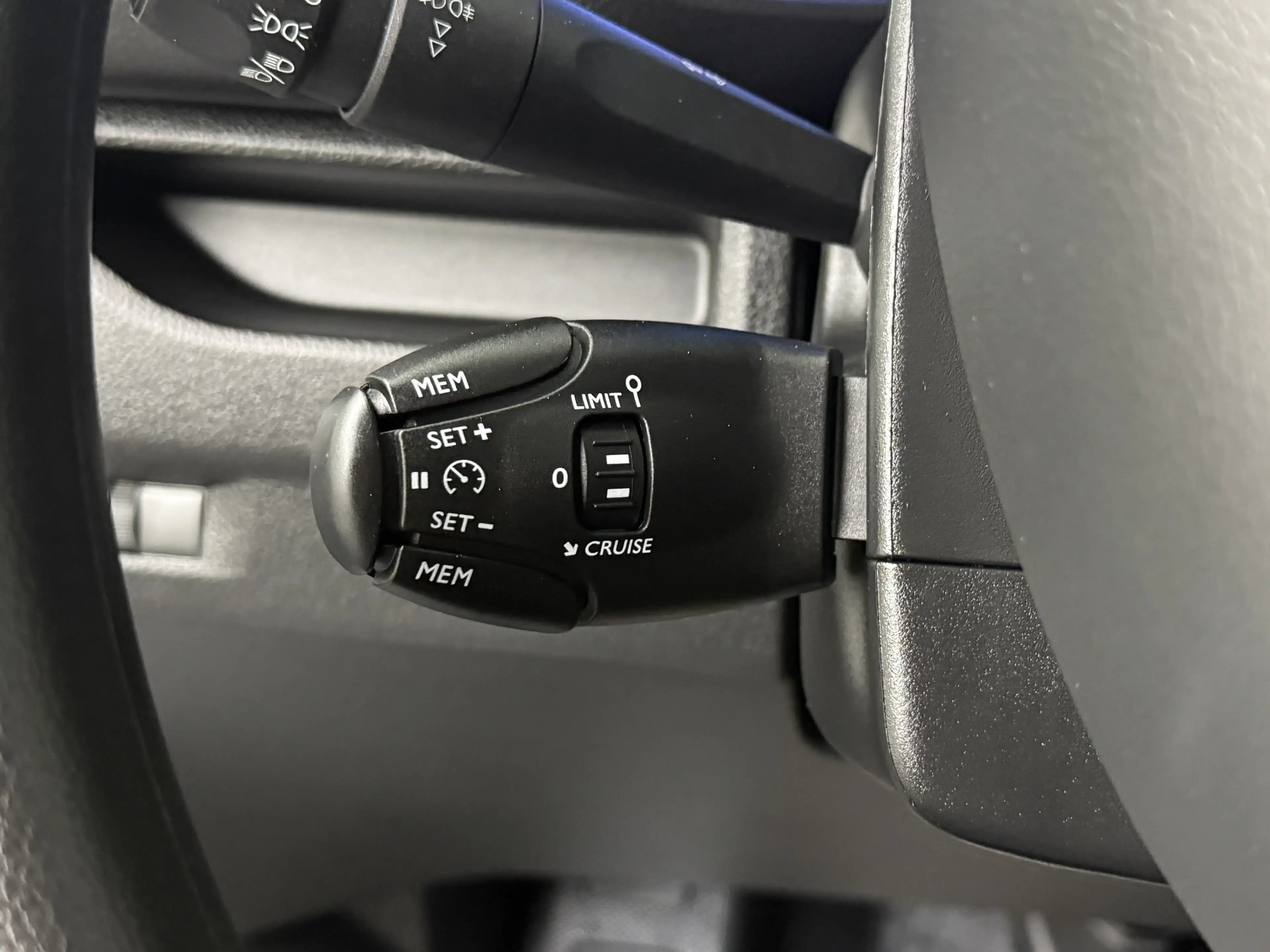 Peugeot Expert Lang 75Kwh | Elektrisch | Multimedia | Airco | Cru — photo 16