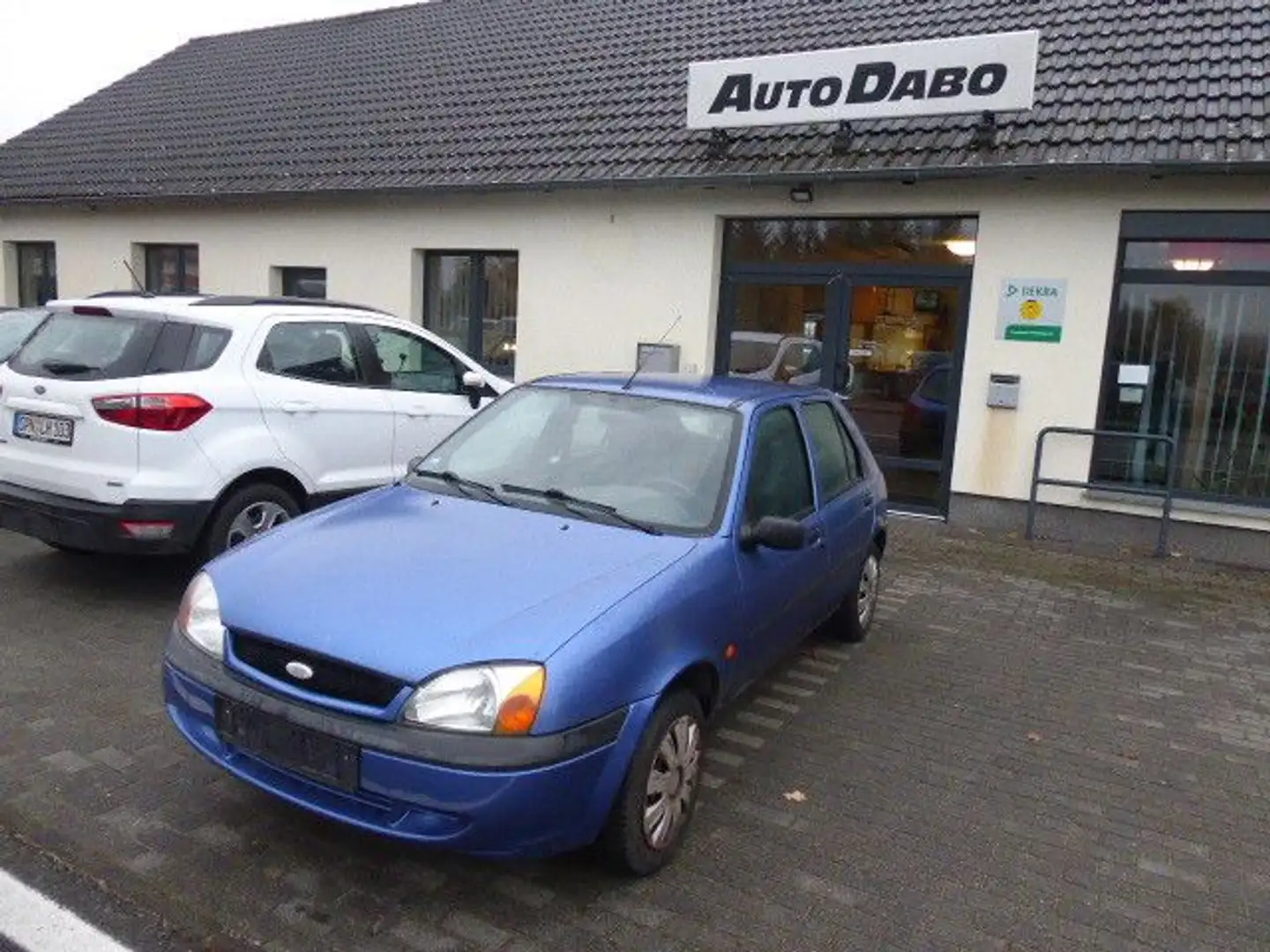 Ford Fiesta Blau - 1
