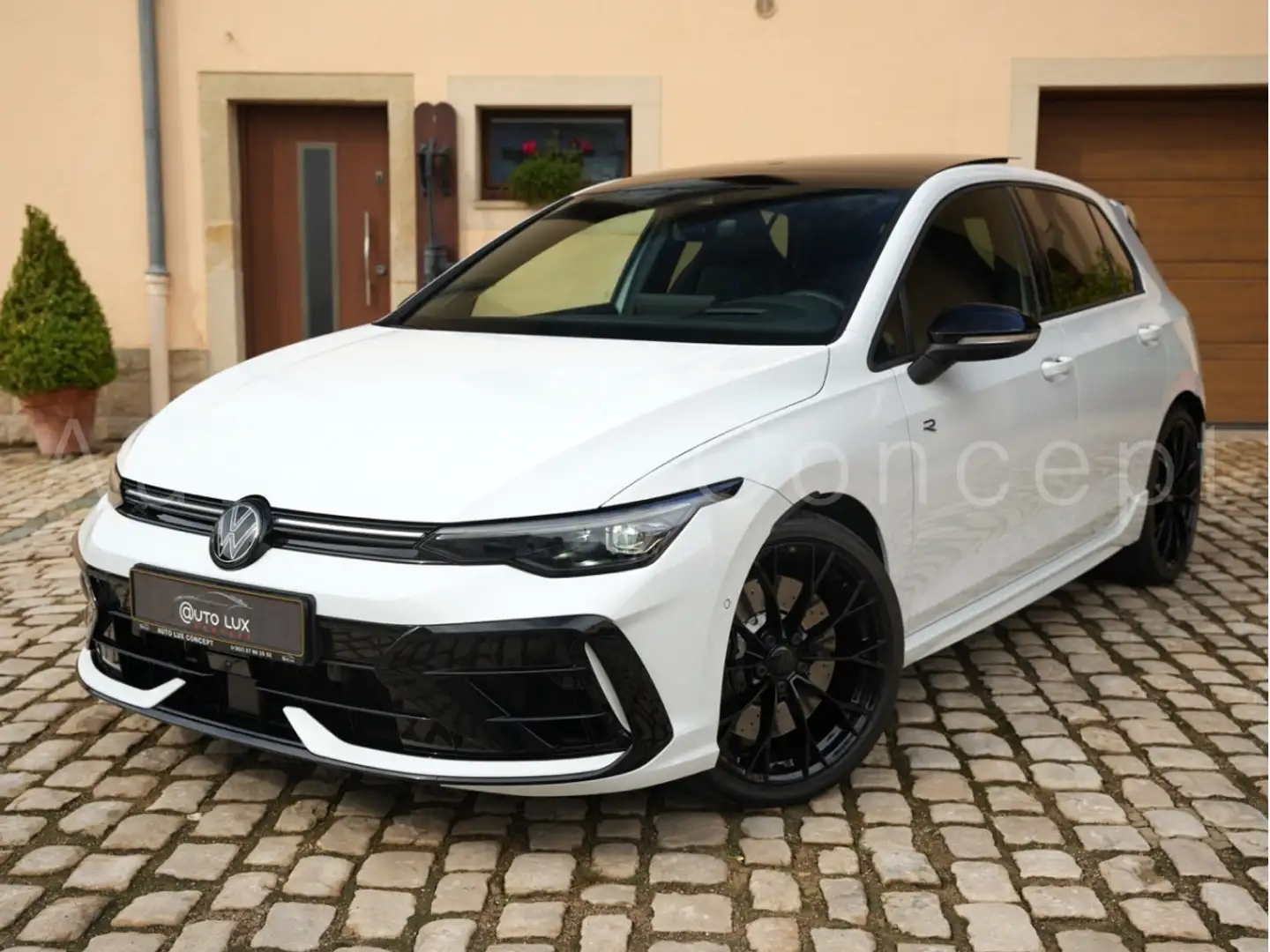 Volkswagen Golf R Black Edition/Akrapovič/AreaView/Lederpaket/Harman Blanc - 1