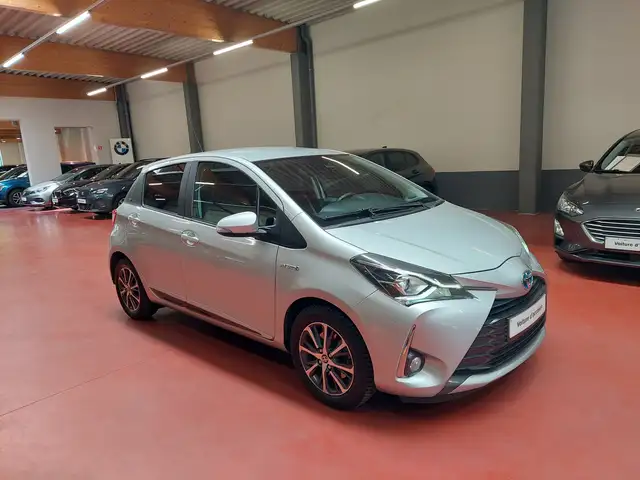 Toyota Yaris HYBRIDE - Edition Y20 (= toutes options)