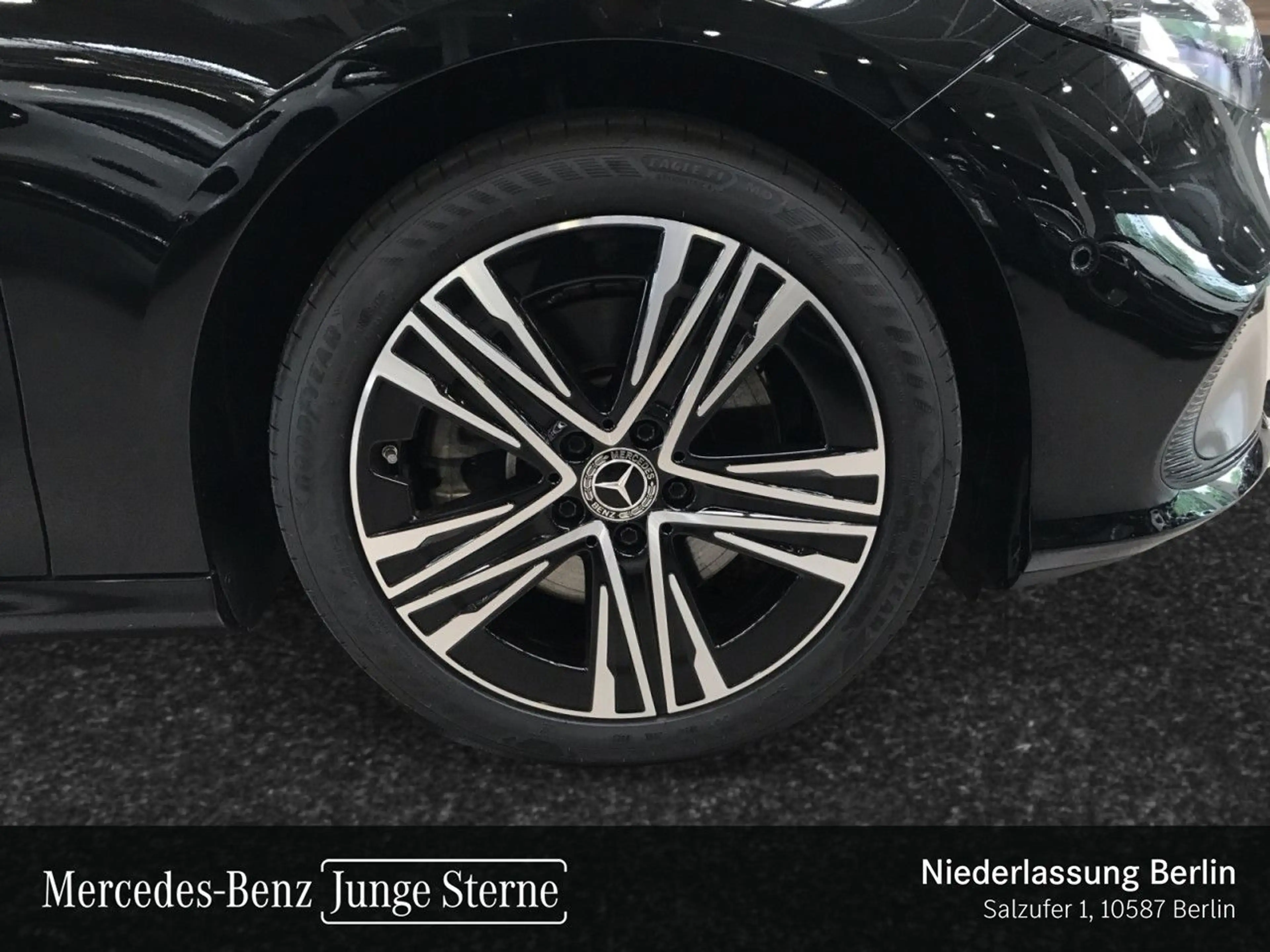 Mercedes-Benz CLA 250 Progressive Pano Multibeam Kamera Memory — photo 6