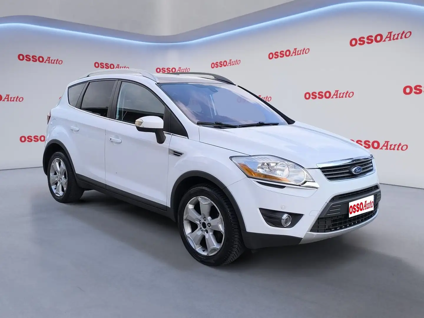 Ford Kuga 2.0 TDCI 136 HP 4WD TITANIUM COME STA E GIACE COM Blanc - 2