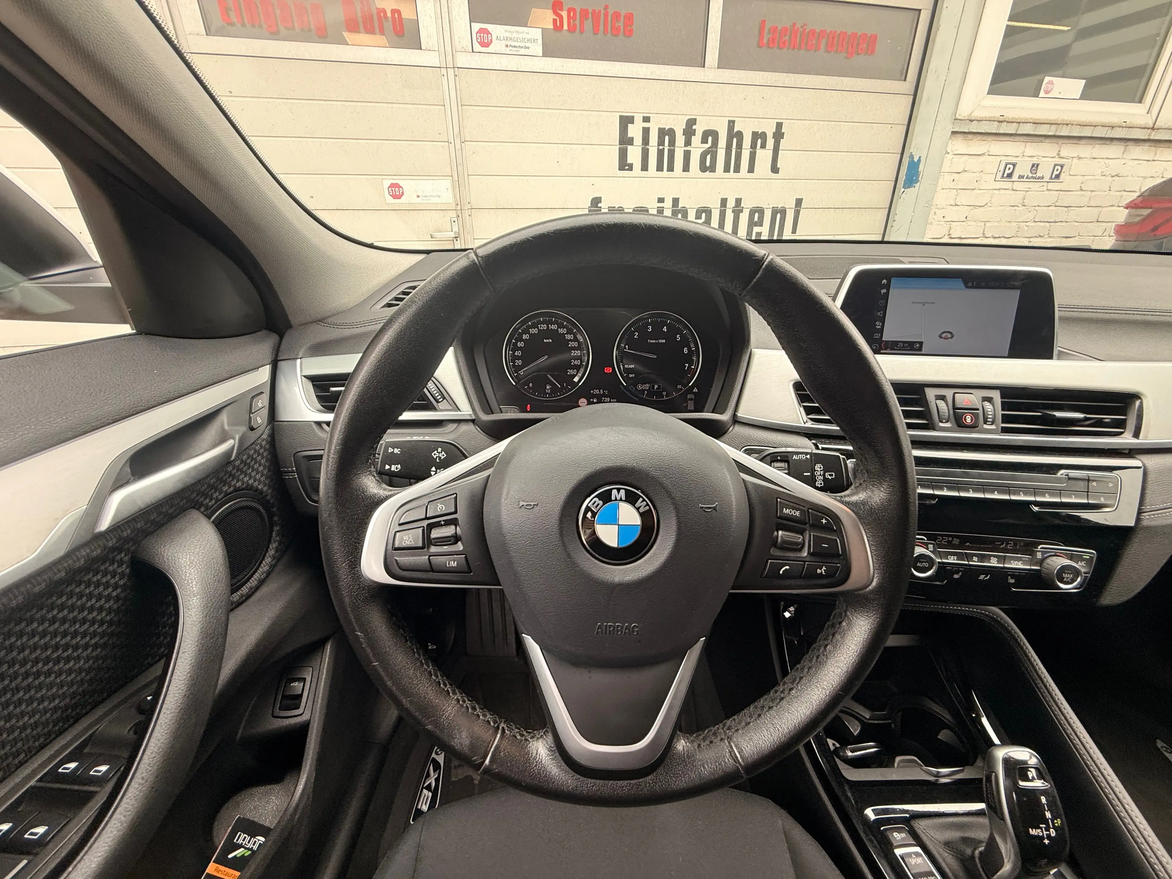 BMW X2 sDrive 20 i Advantage Navi Aut.Heckklappe LED-Scheinwerfer Sitzheizung — photo 6