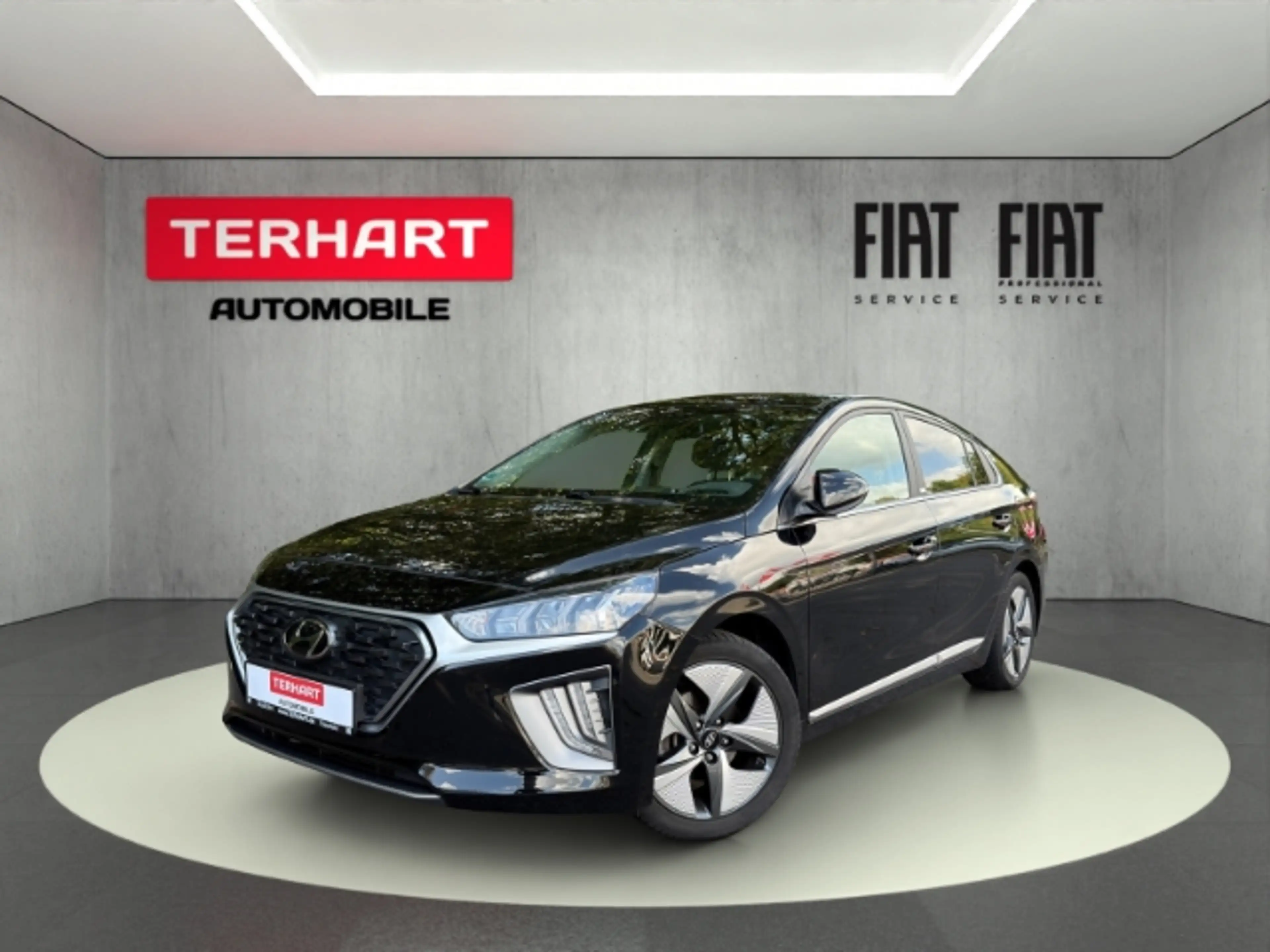 Hyundai IONIQ Style Hybrid