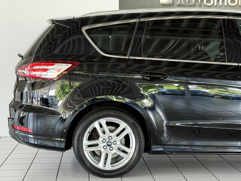 Ford S-Max S-MAX Titanium — photo 13
