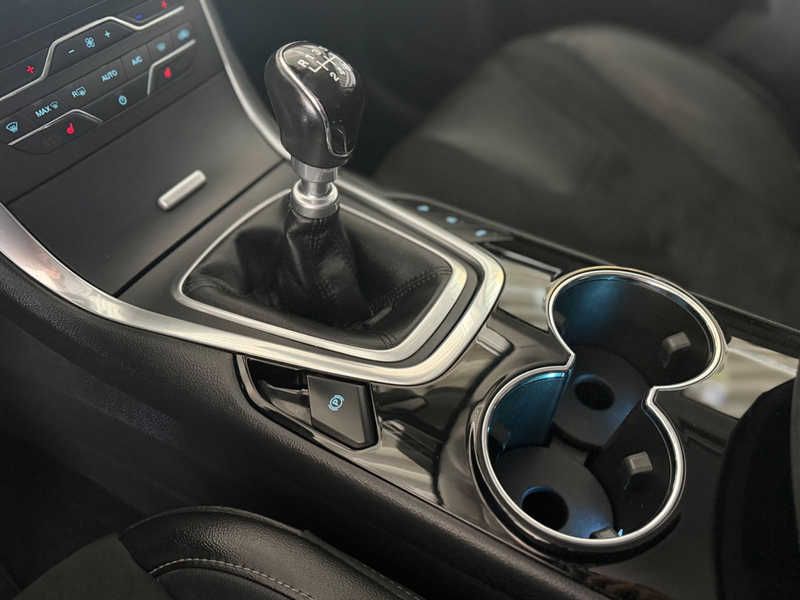 Ford S-Max S-MAX Titanium — photo 20