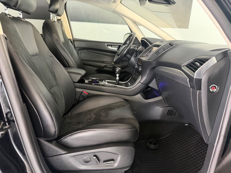 Ford S-Max S-MAX Titanium — photo 24