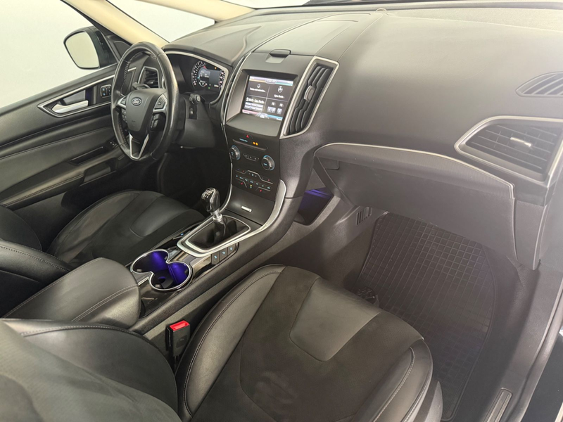 Ford S-Max S-MAX Titanium — photo 23