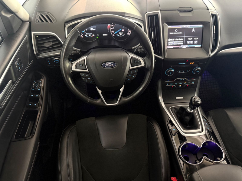 Ford S-Max S-MAX Titanium — photo 19
