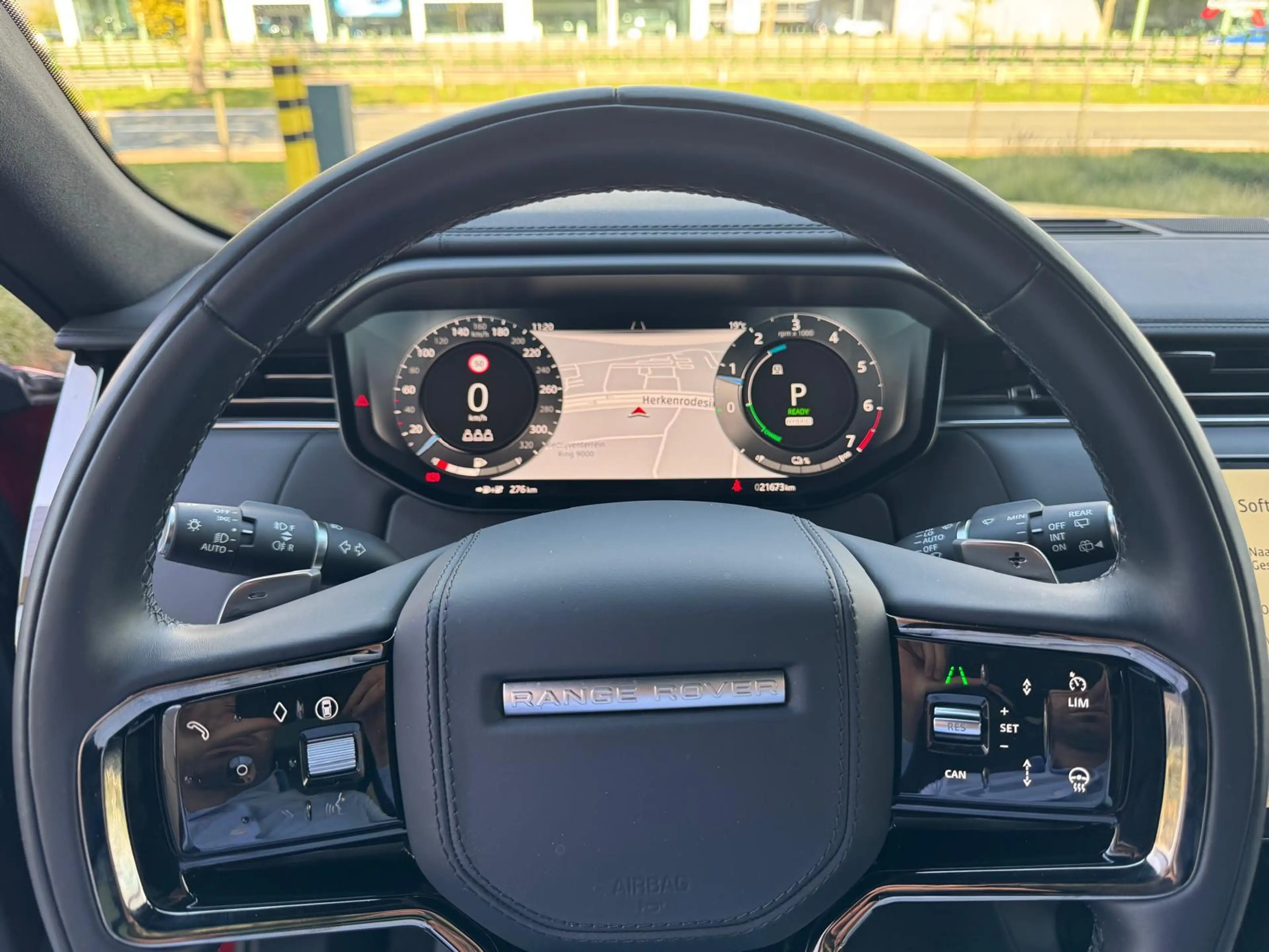 Land Rover Range Rover Sport P550e Autobiography matte PPF — photo 10