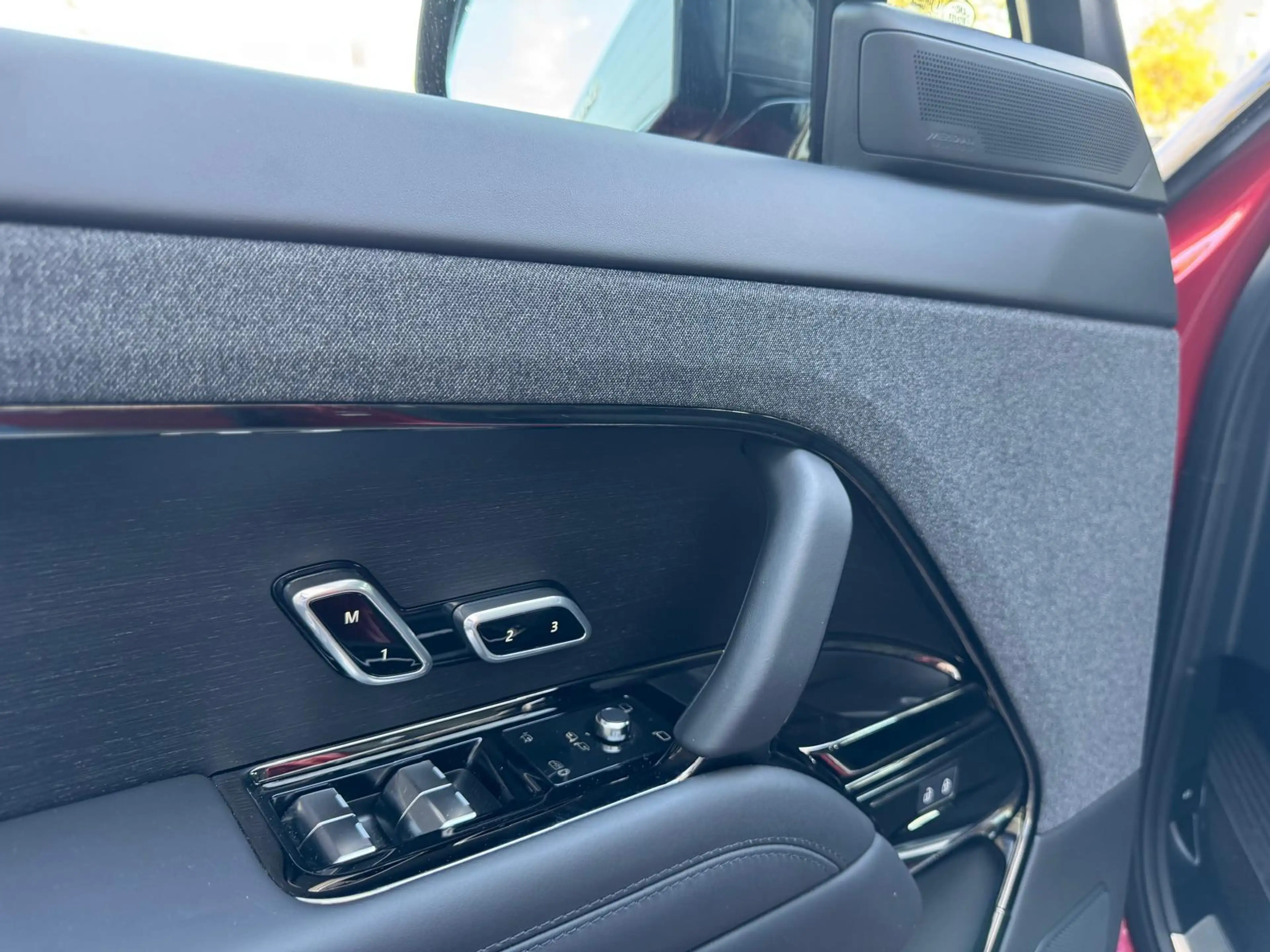 Land Rover Range Rover Sport P550e Autobiography matte PPF — photo 15