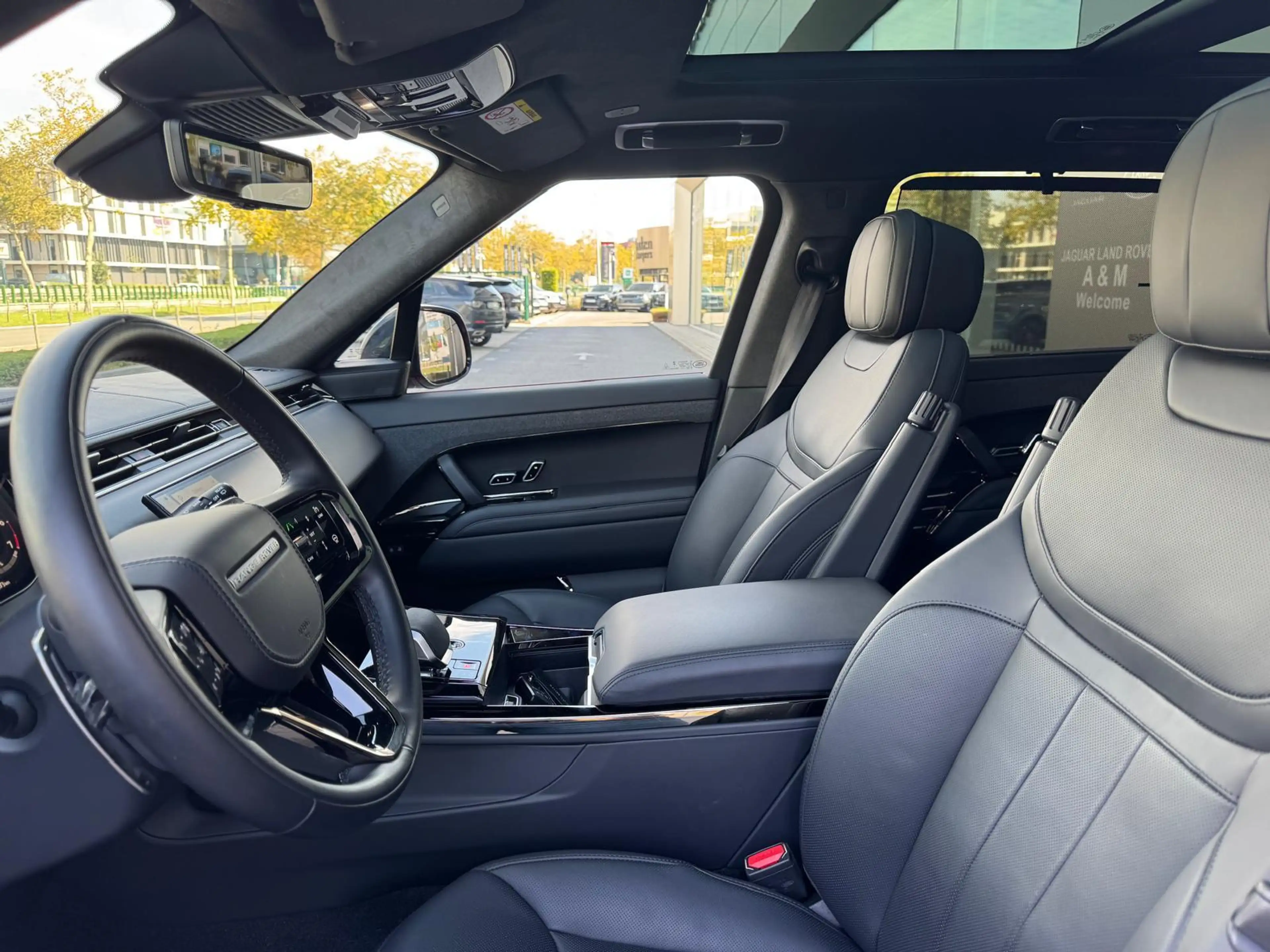 Land Rover Range Rover Sport P550e Autobiography matte PPF — photo 9