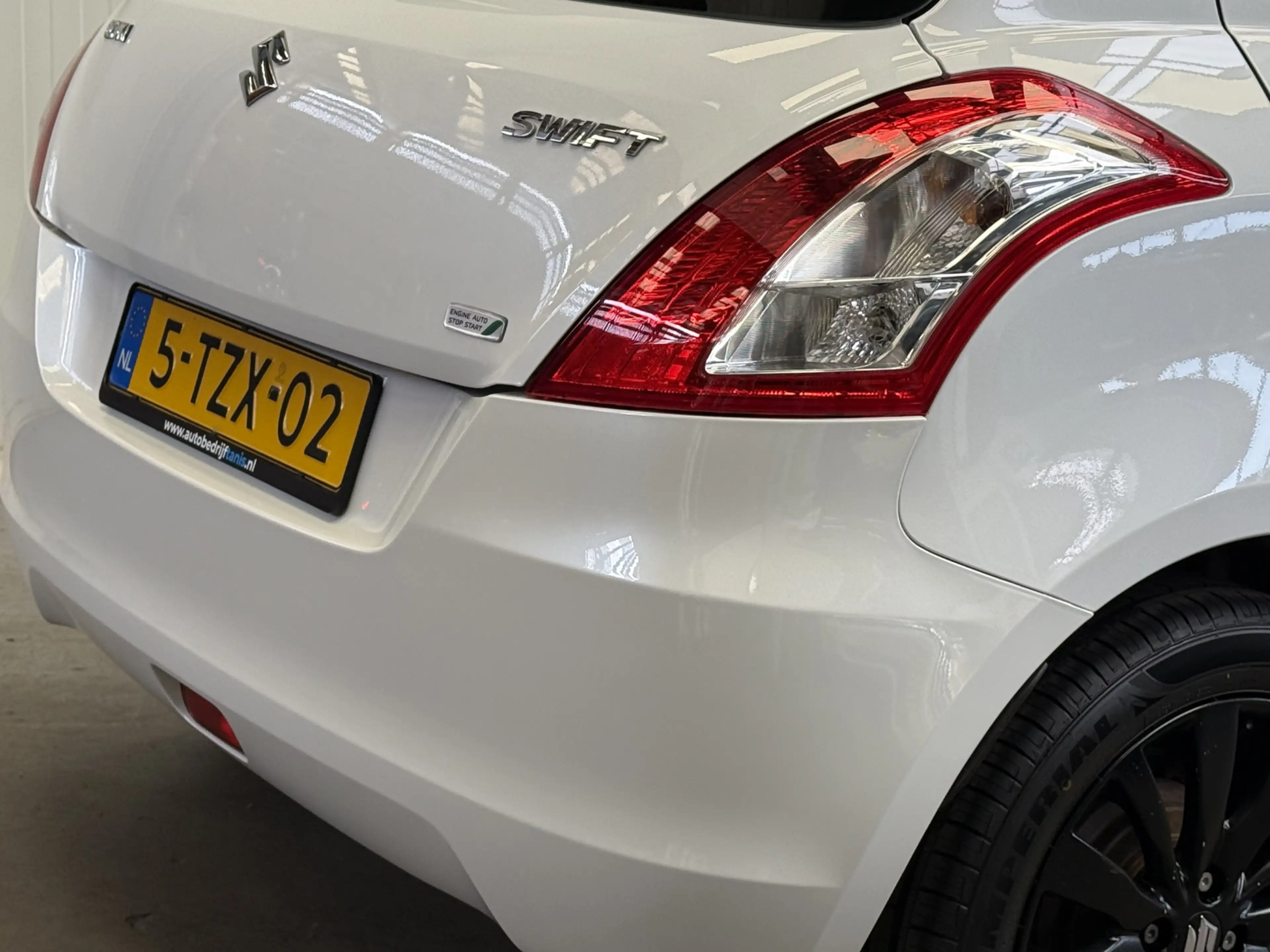 Suzuki Swift 1.2 Bandit EASSS SPORTVELGEN-AIRCO-AUDIO/CD-SPOILE — photo 12