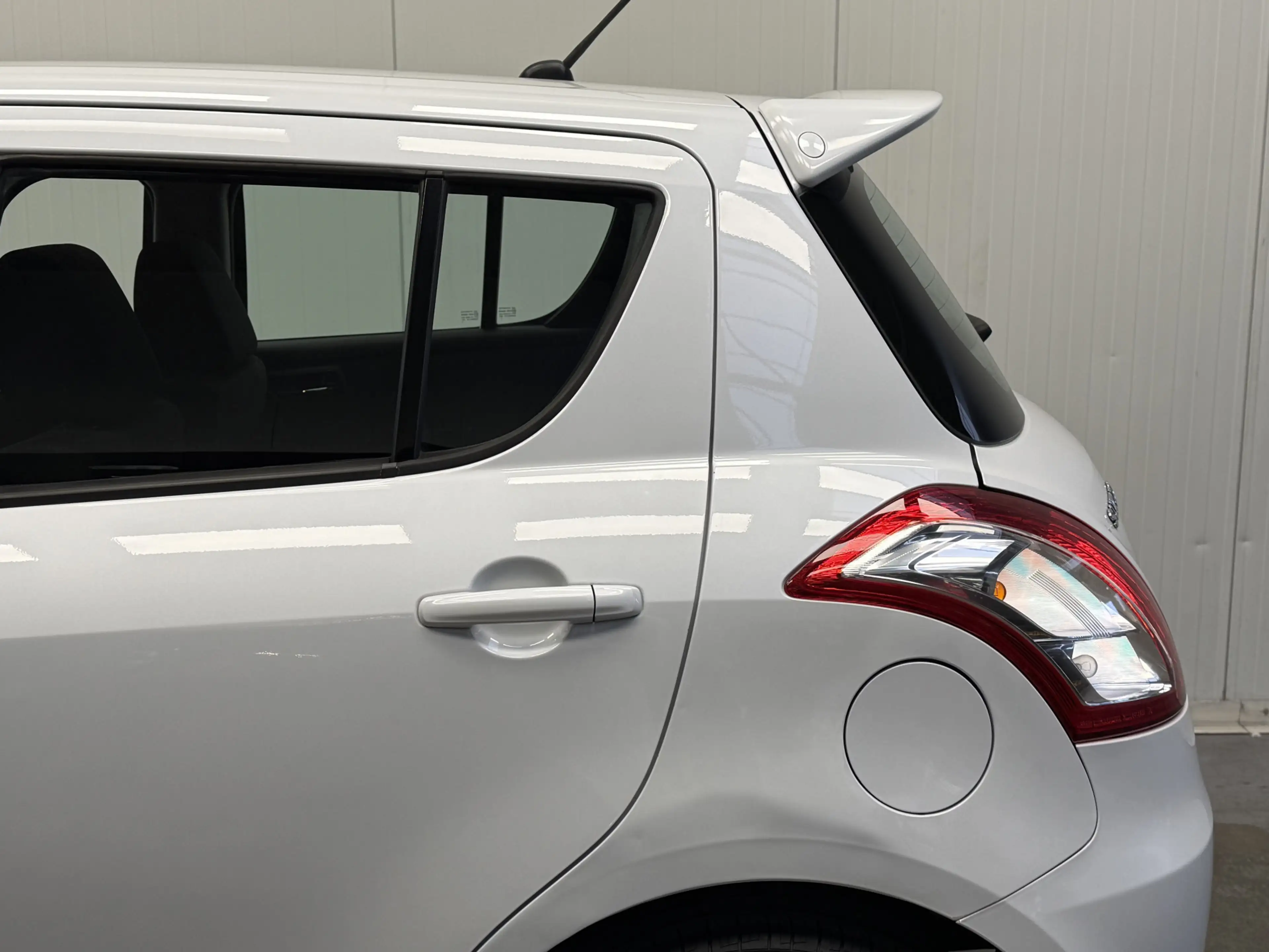 Suzuki Swift 1.2 Bandit EASSS SPORTVELGEN-AIRCO-AUDIO/CD-SPOILE — photo 13