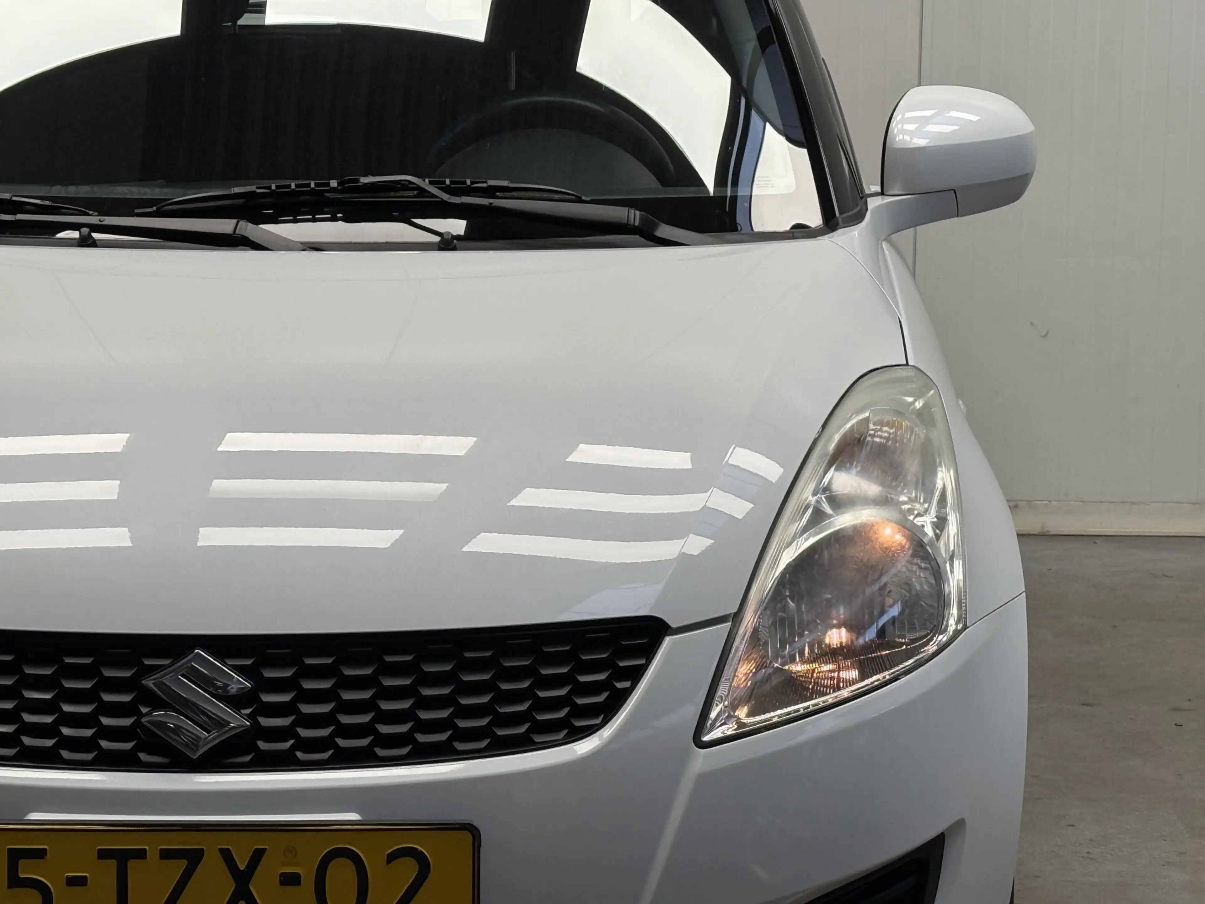 Suzuki Swift 1.2 Bandit EASSS SPORTVELGEN-AIRCO-AUDIO/CD-SPOILE — photo 8