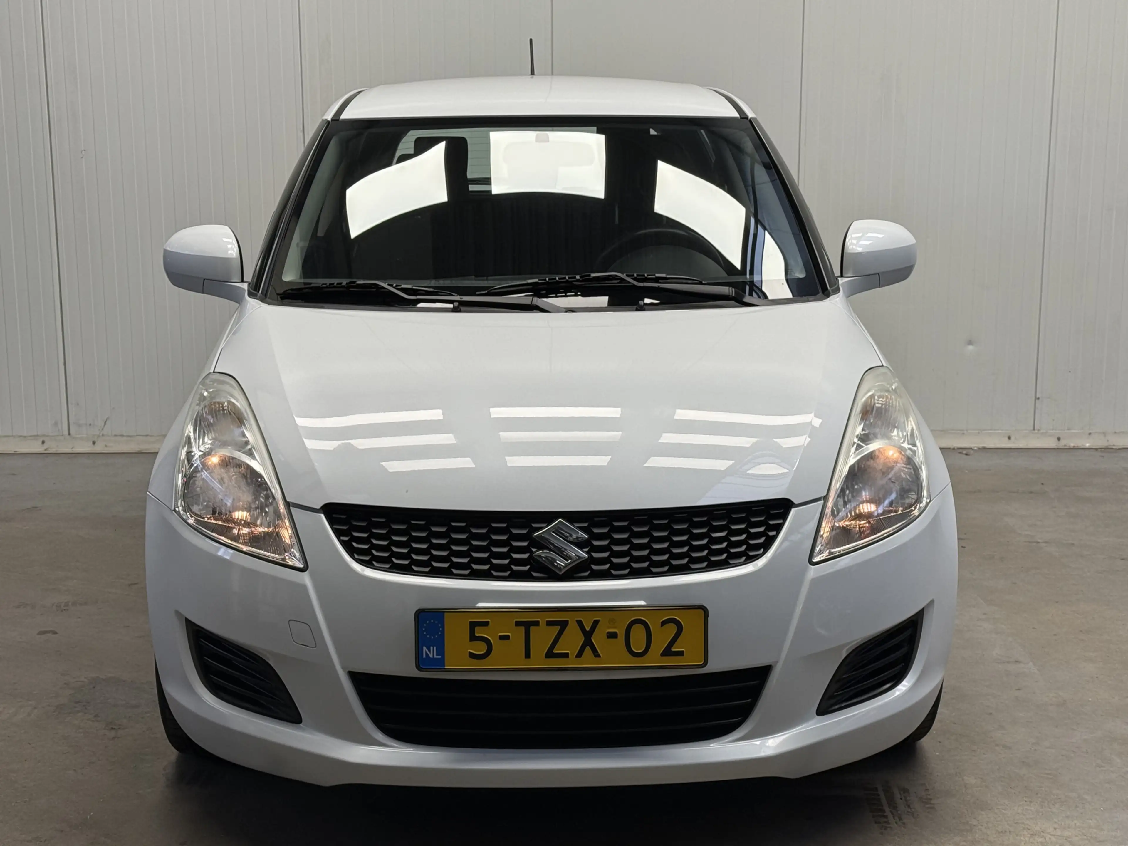 Suzuki Swift 1.2 Bandit EASSS SPORTVELGEN-AIRCO-AUDIO/CD-SPOILE — photo 33