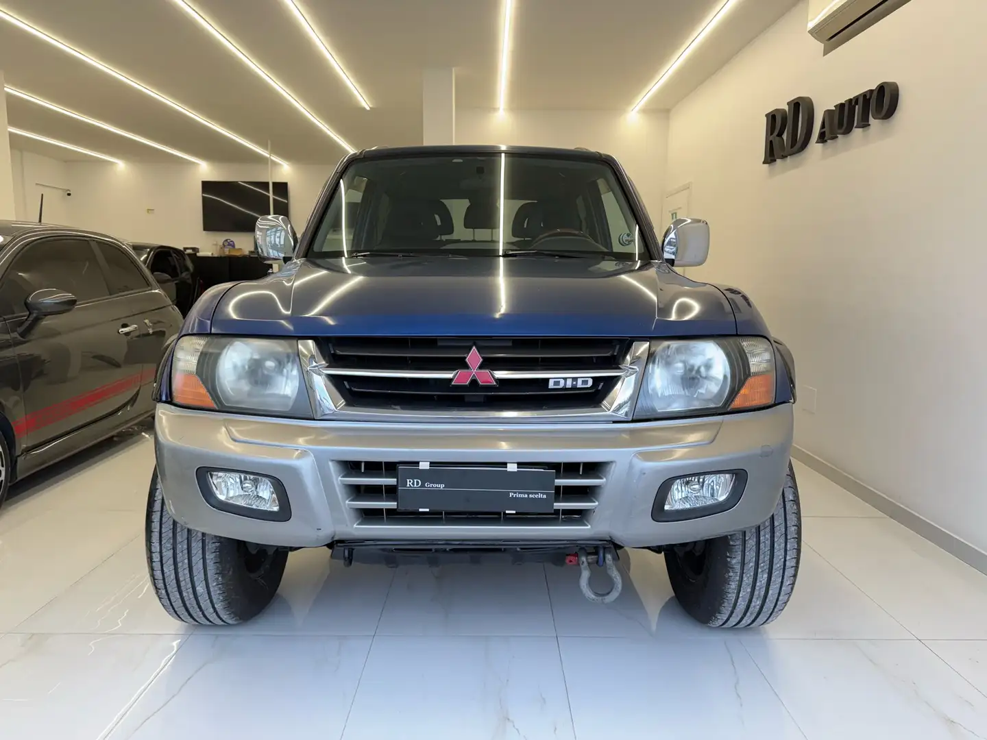 Mitsubishi Pajero 3p 3.2 tdi 16v di-d GLS Rialazato Automatico Azul - 2