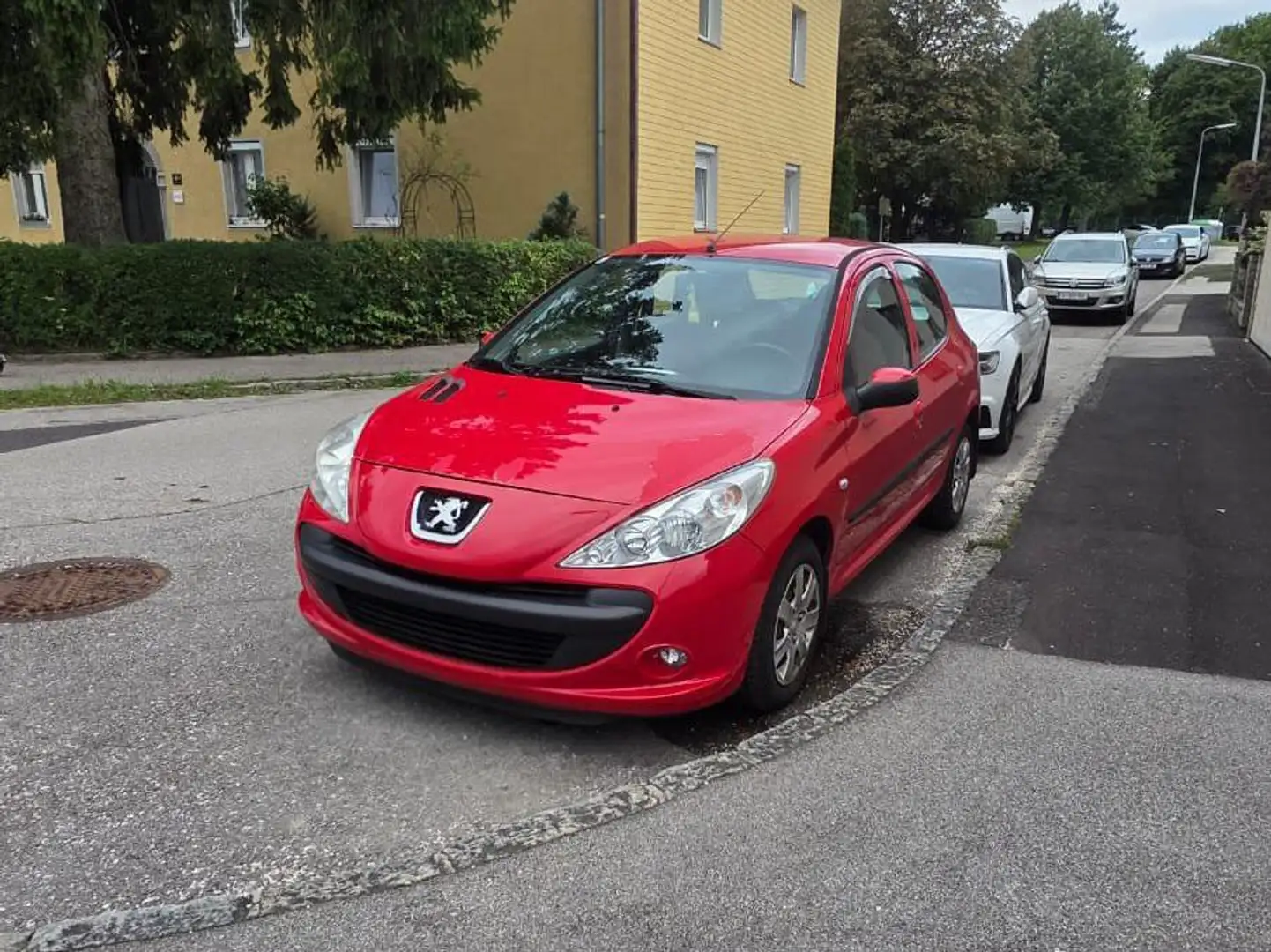 Peugeot 206 206+ Trendy 1,4 Trendy Rot - 1