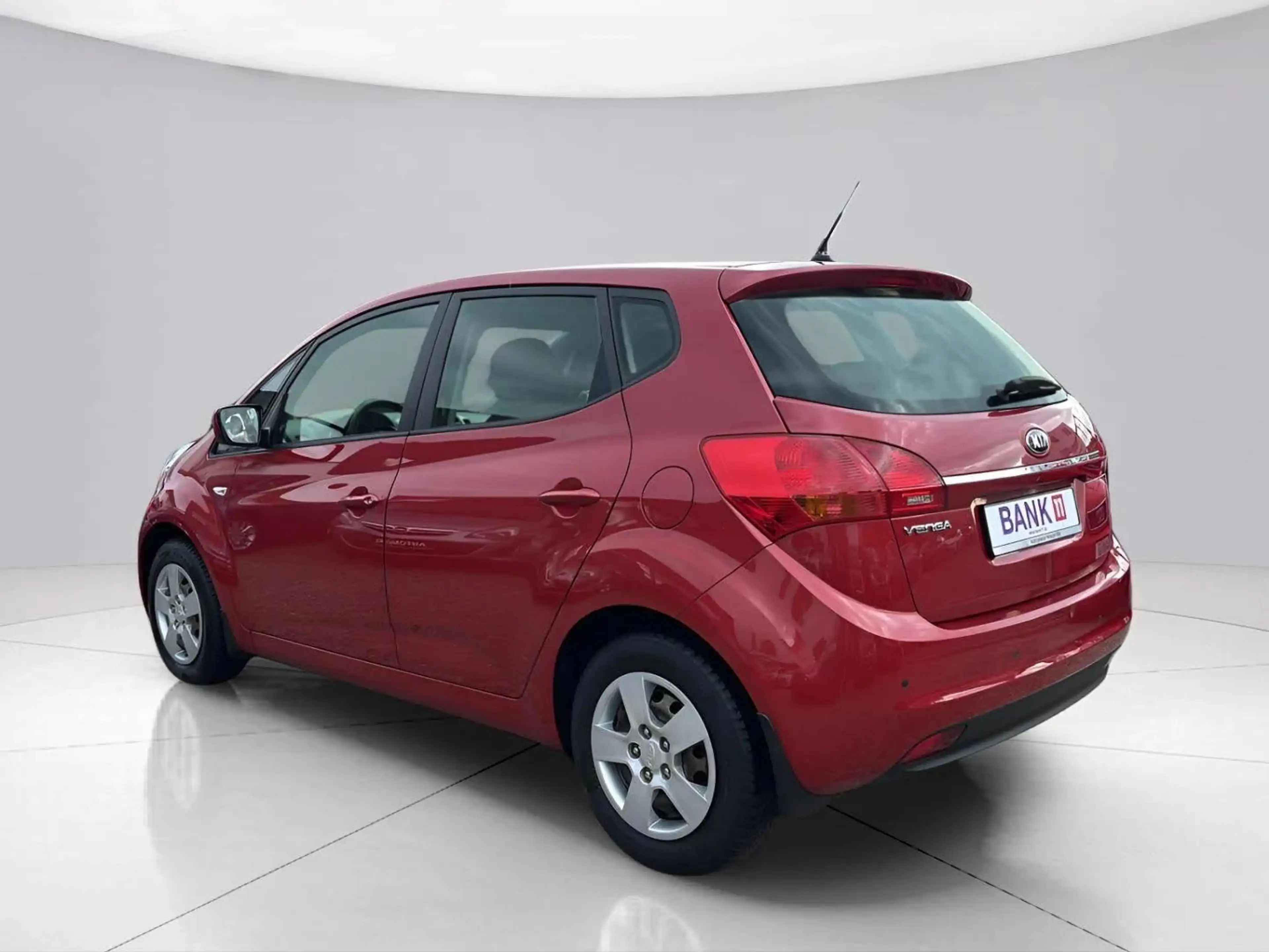 Kia Venga Spirit*Automatik*1.Hand*HU/AU Neu*SHZ*USB*AUX*PDC* — photo 3