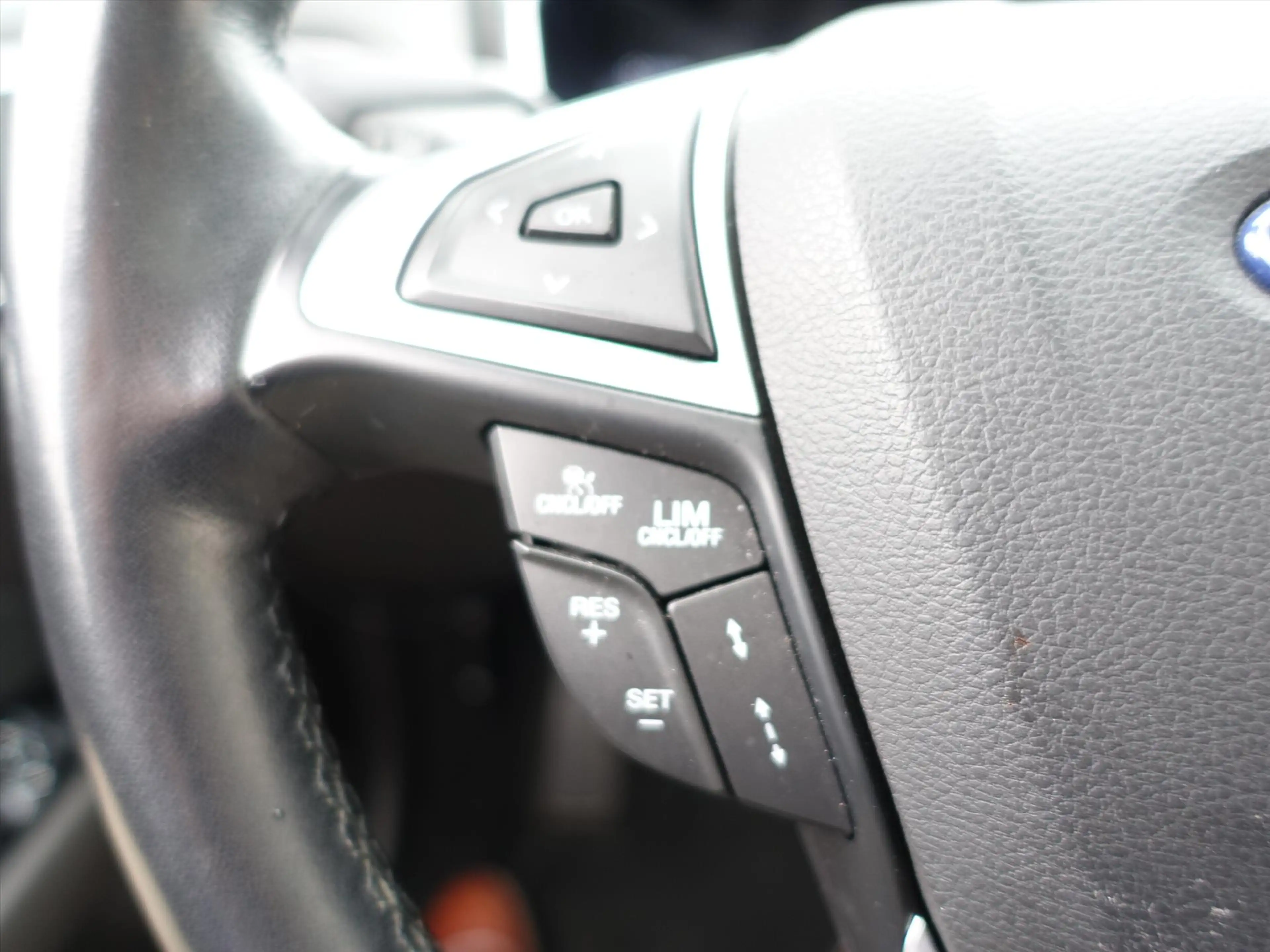 Ford Mondeo Wagon 2.0 HEV 187pk eCVT Titanium 4 Seizoenenbande — photo 30