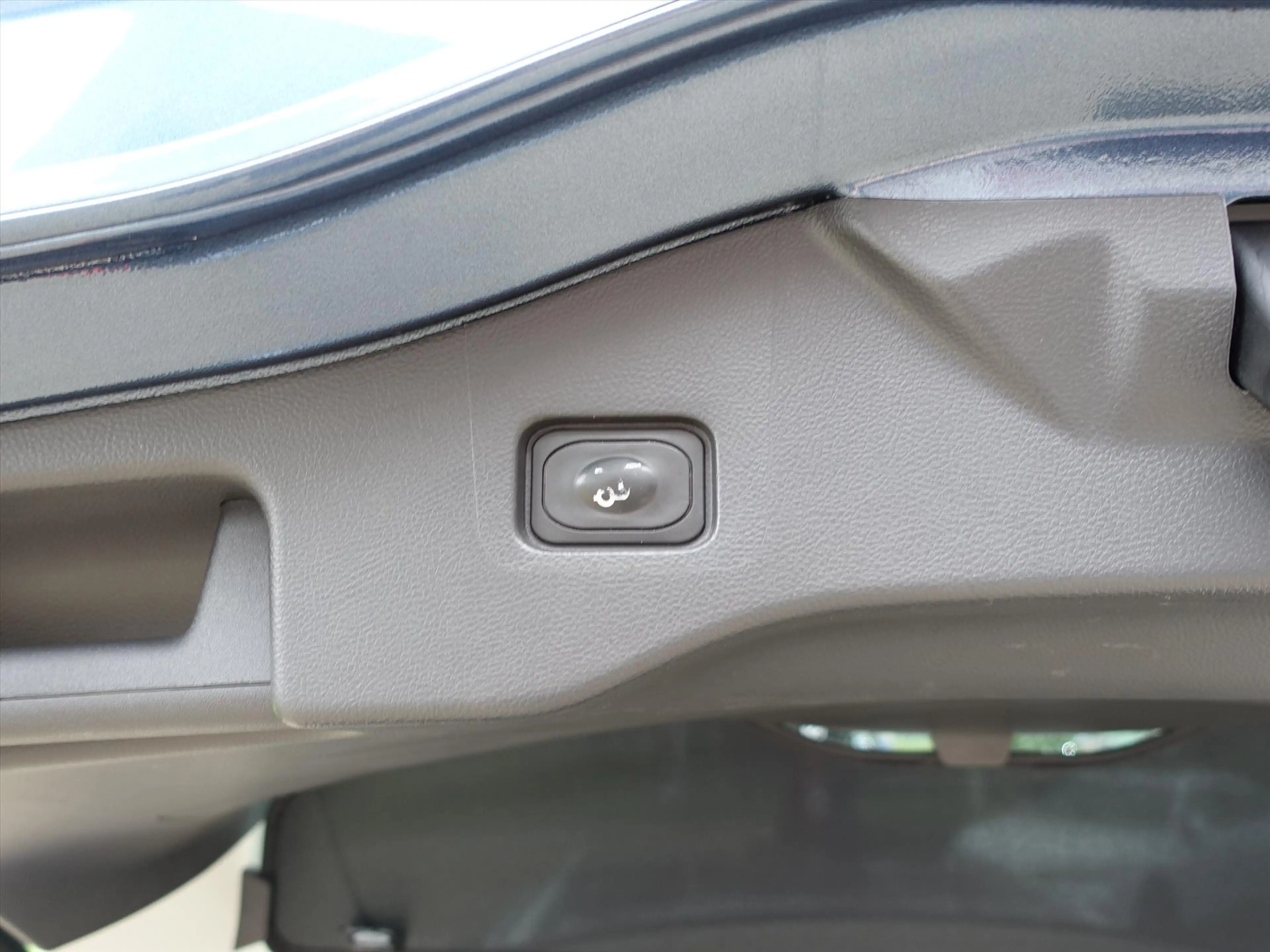 Ford Mondeo Wagon 2.0 HEV 187pk eCVT Titanium 4 Seizoenenbande — photo 14