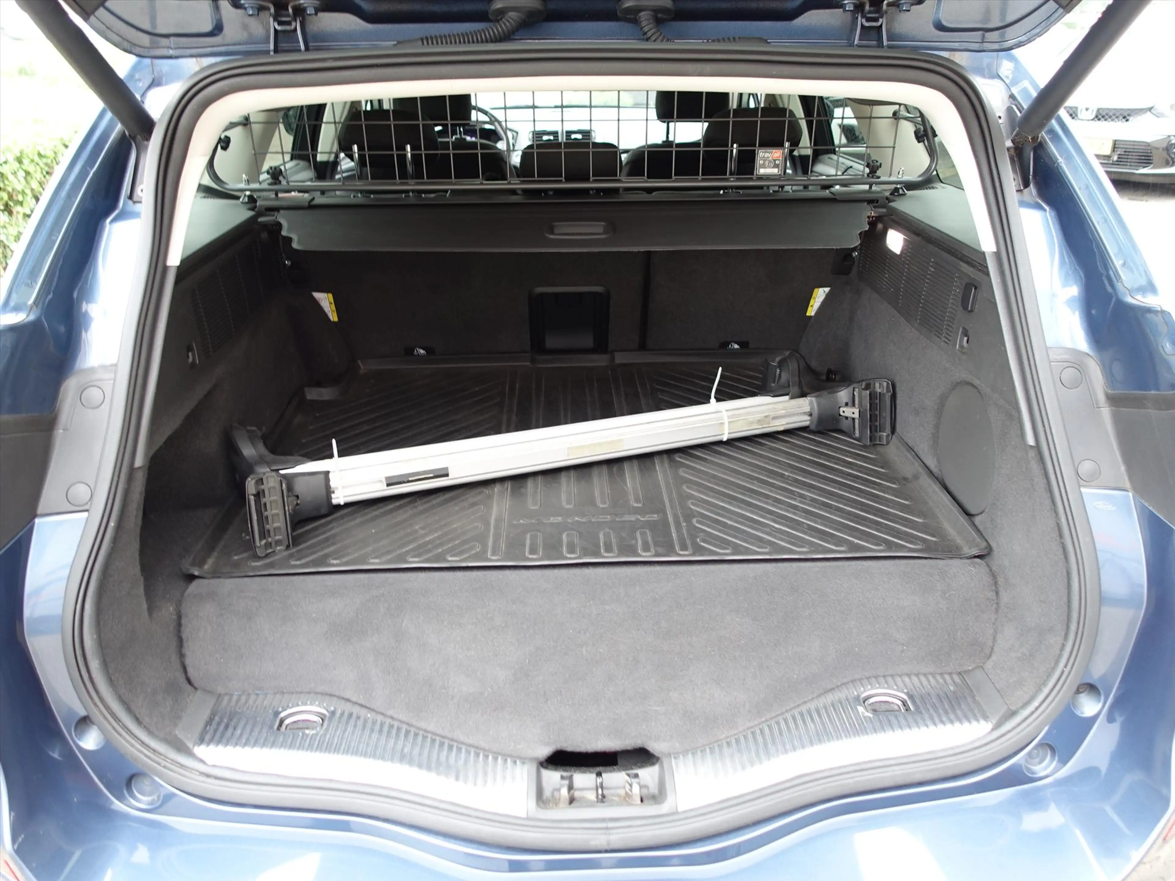 Ford Mondeo Wagon 2.0 HEV 187pk eCVT Titanium 4 Seizoenenbande — photo 13