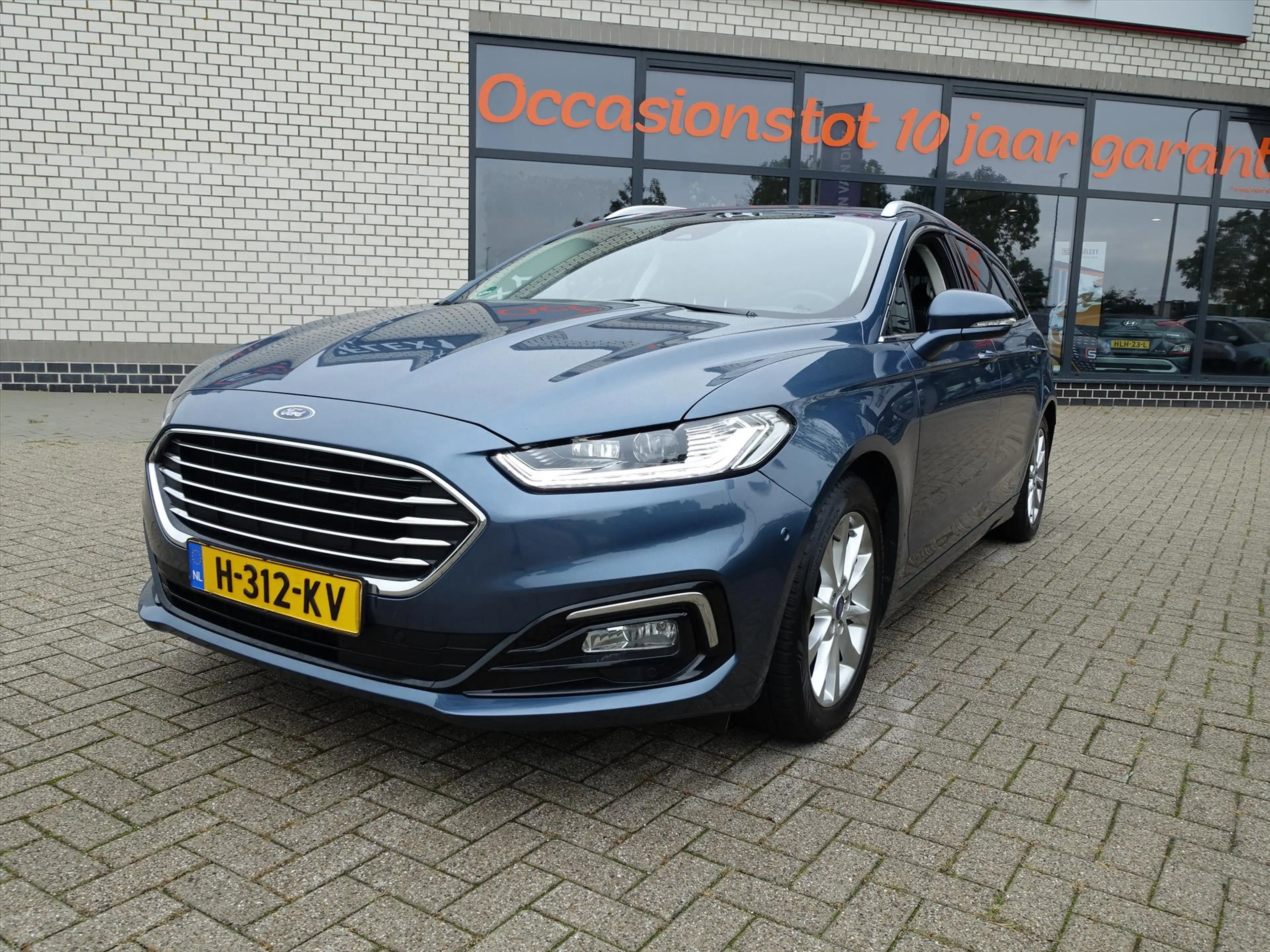 Ford Mondeo Wagon 2.0 HEV 187pk eCVT Titanium 4 Seizoenenbande — photo 2