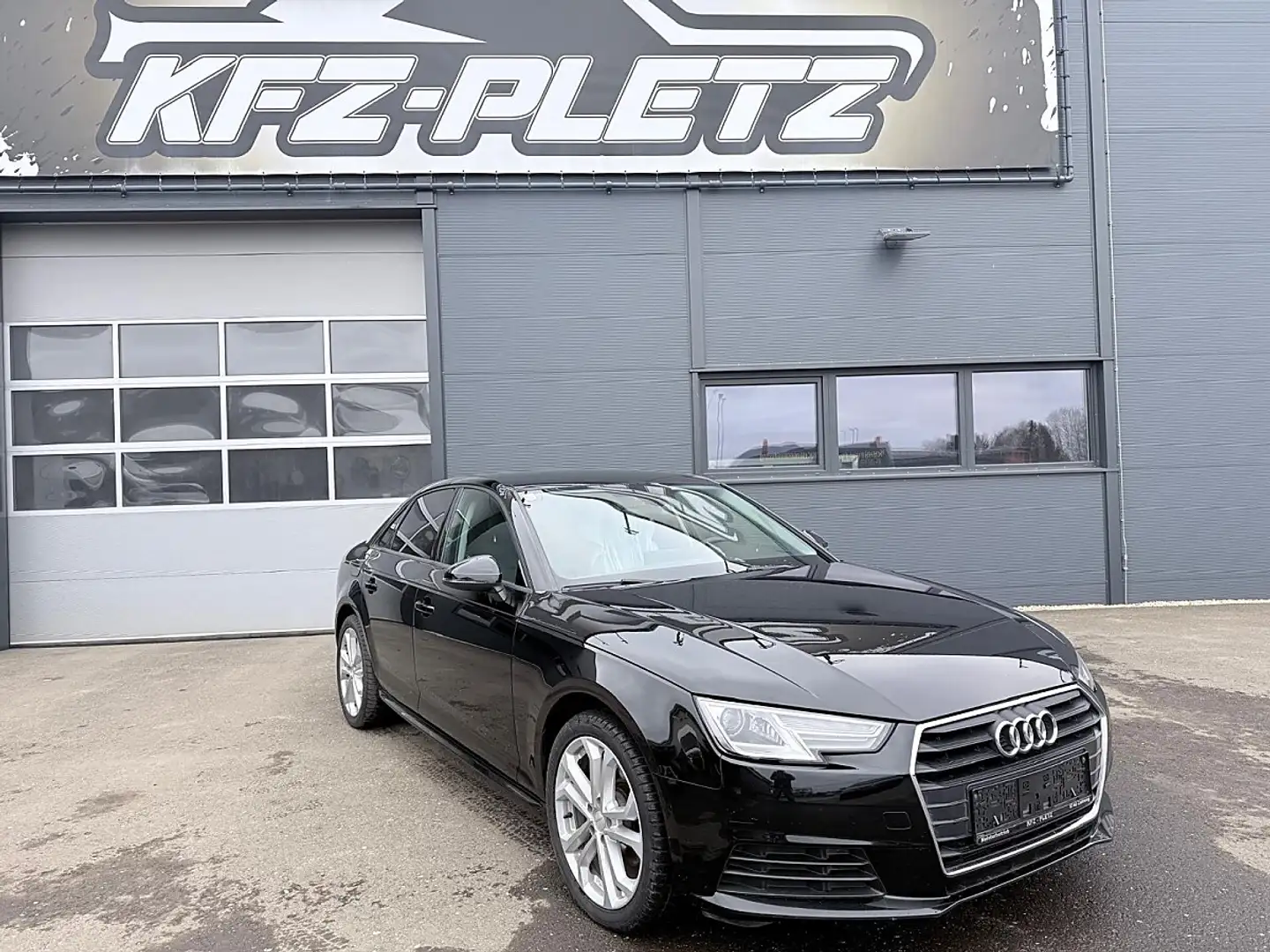 Audi A4 2,0 TDI TEMP NAVI XEN PDC SH MFL Schwarz - 1