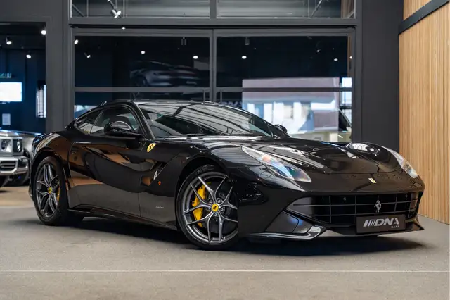 Ferrari F12 Berlinetta HELE FULL Dealer Maintenance 6.3 Berlin