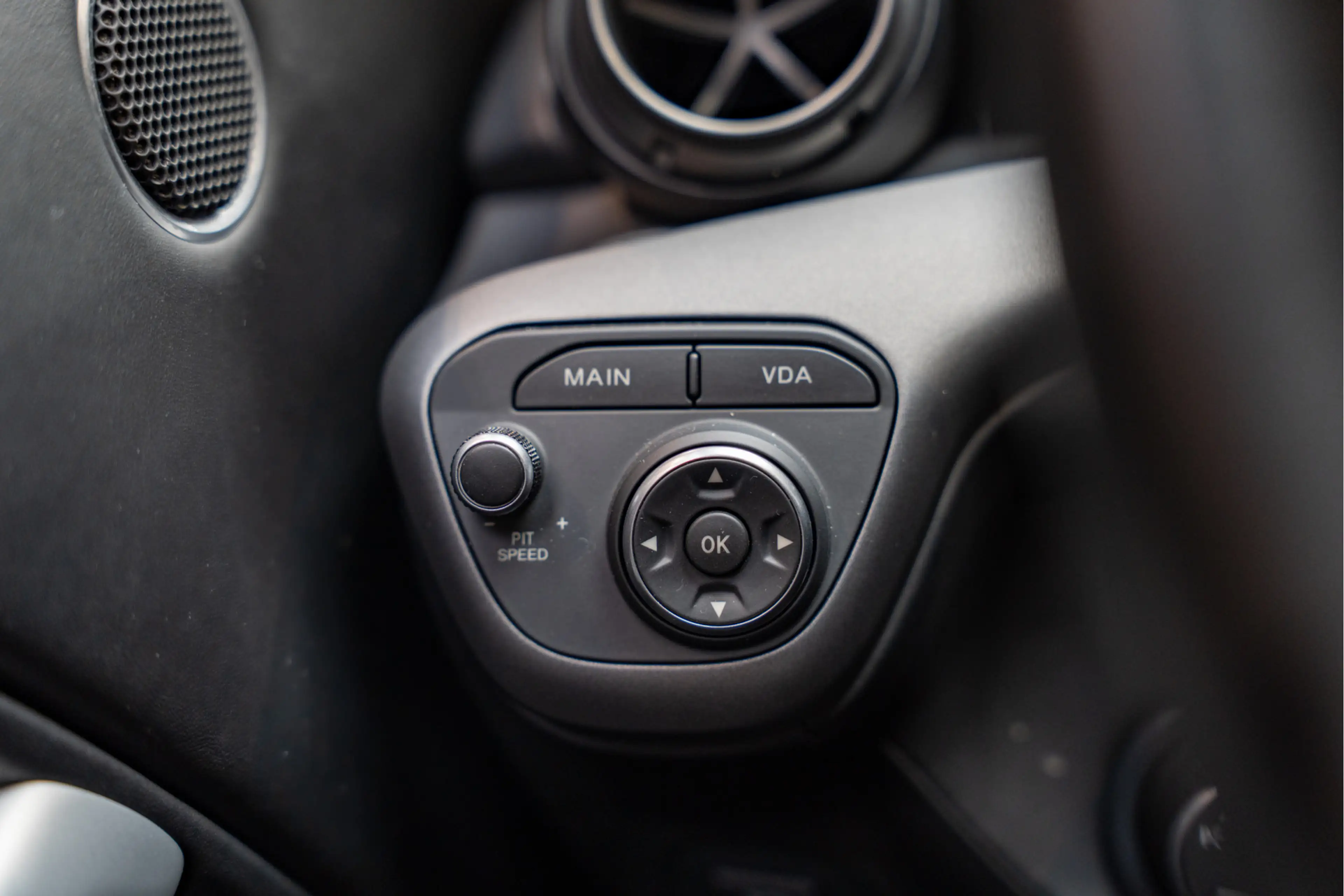 Ferrari F12 Berlinetta HELE FULL Dealer Maintenance 6.3 Berlin — photo 41
