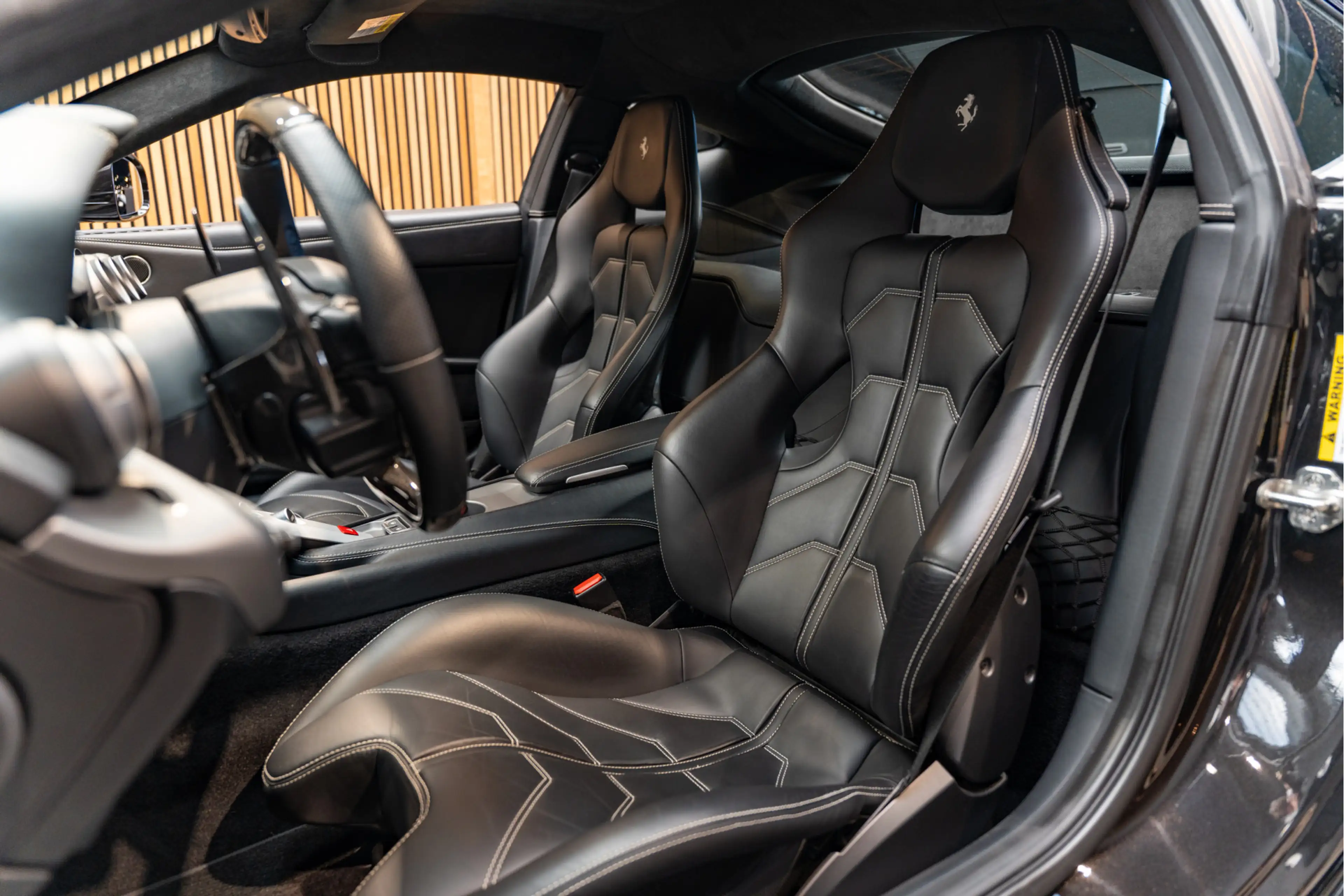 Ferrari F12 Berlinetta HELE FULL Dealer Maintenance 6.3 Berlin — photo 9