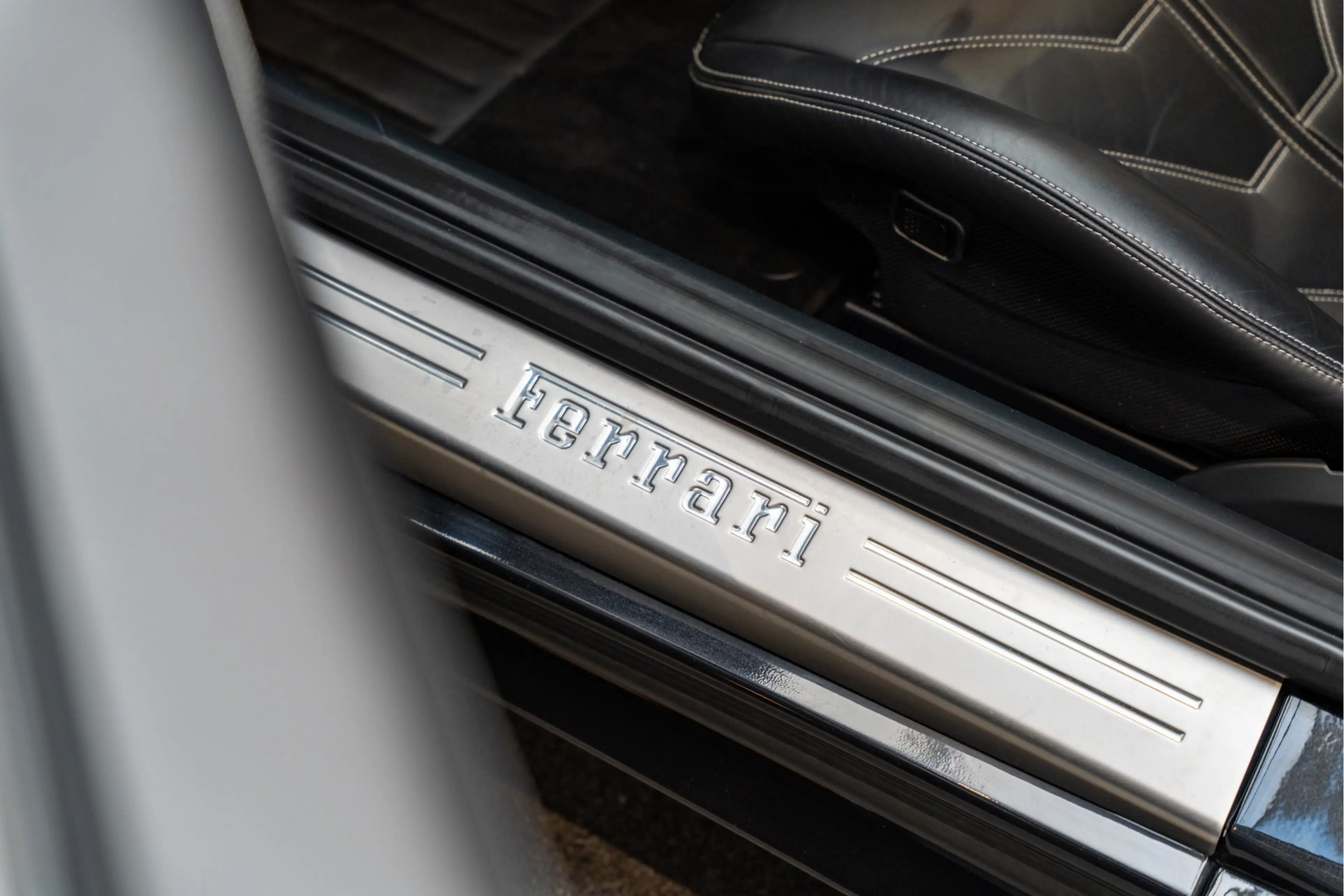 Ferrari F12 Berlinetta HELE FULL Dealer Maintenance 6.3 Berlin — photo 30