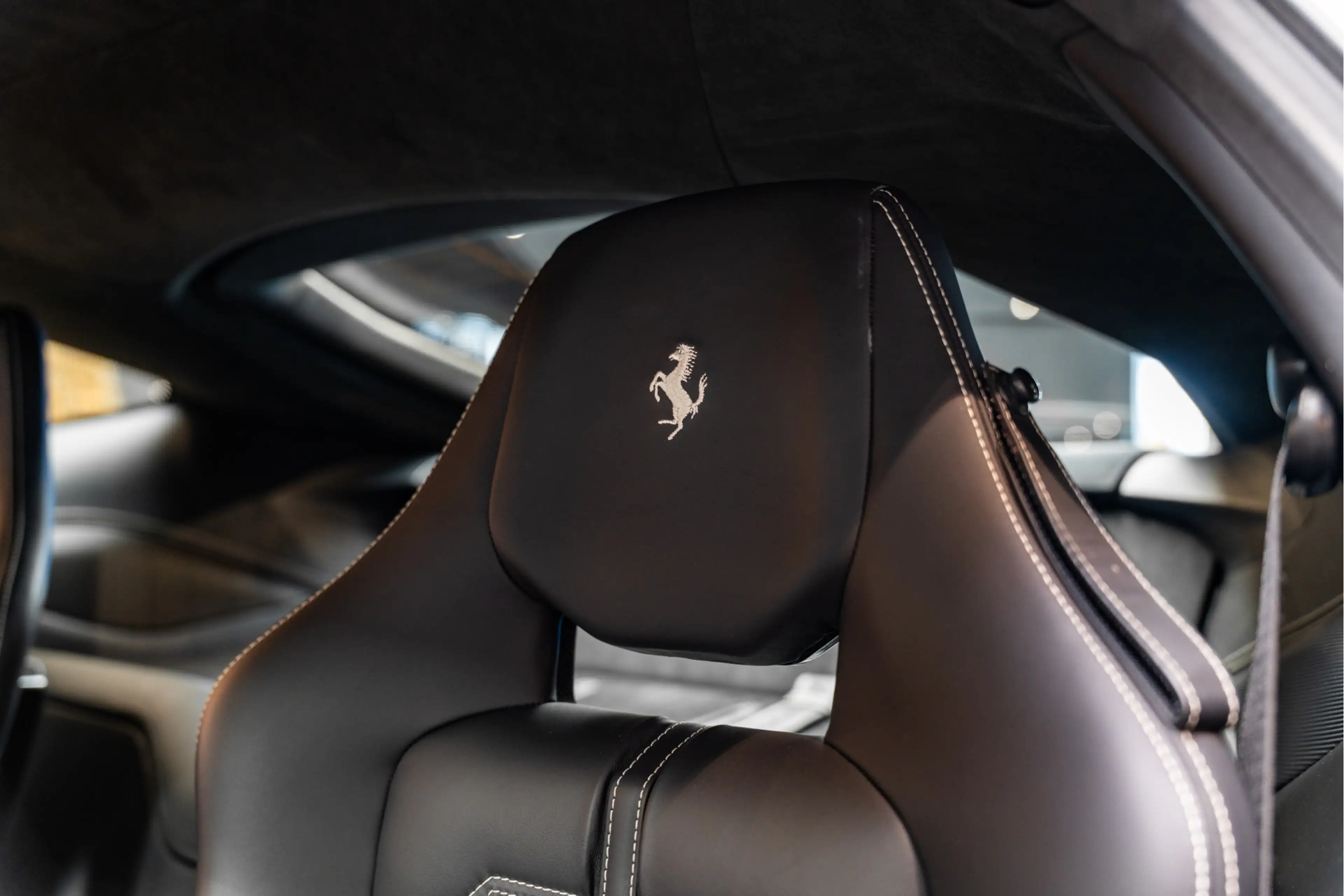 Ferrari F12 Berlinetta HELE FULL Dealer Maintenance 6.3 Berlin — photo 42