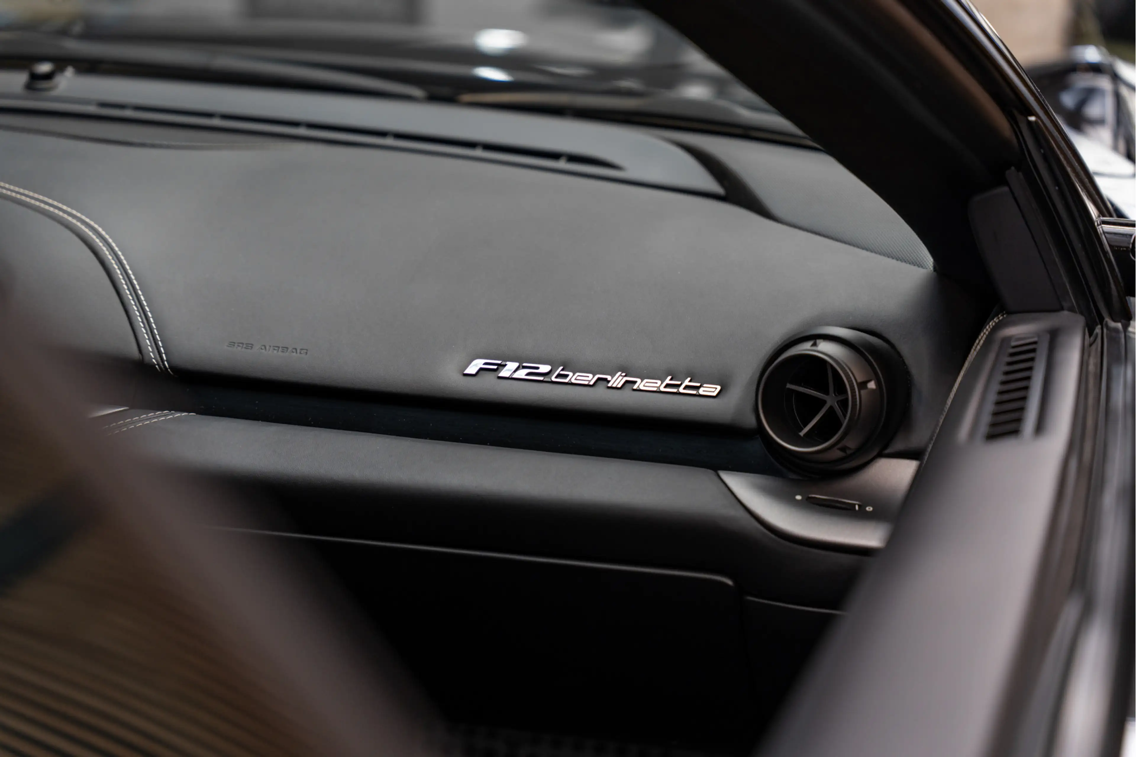 Ferrari F12 Berlinetta HELE FULL Dealer Maintenance 6.3 Berlin — photo 33