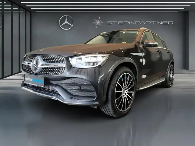 Mercedes-Benz GLC 300 e 4M AMG+MBUX+Memory+Ambiente+CarPlay