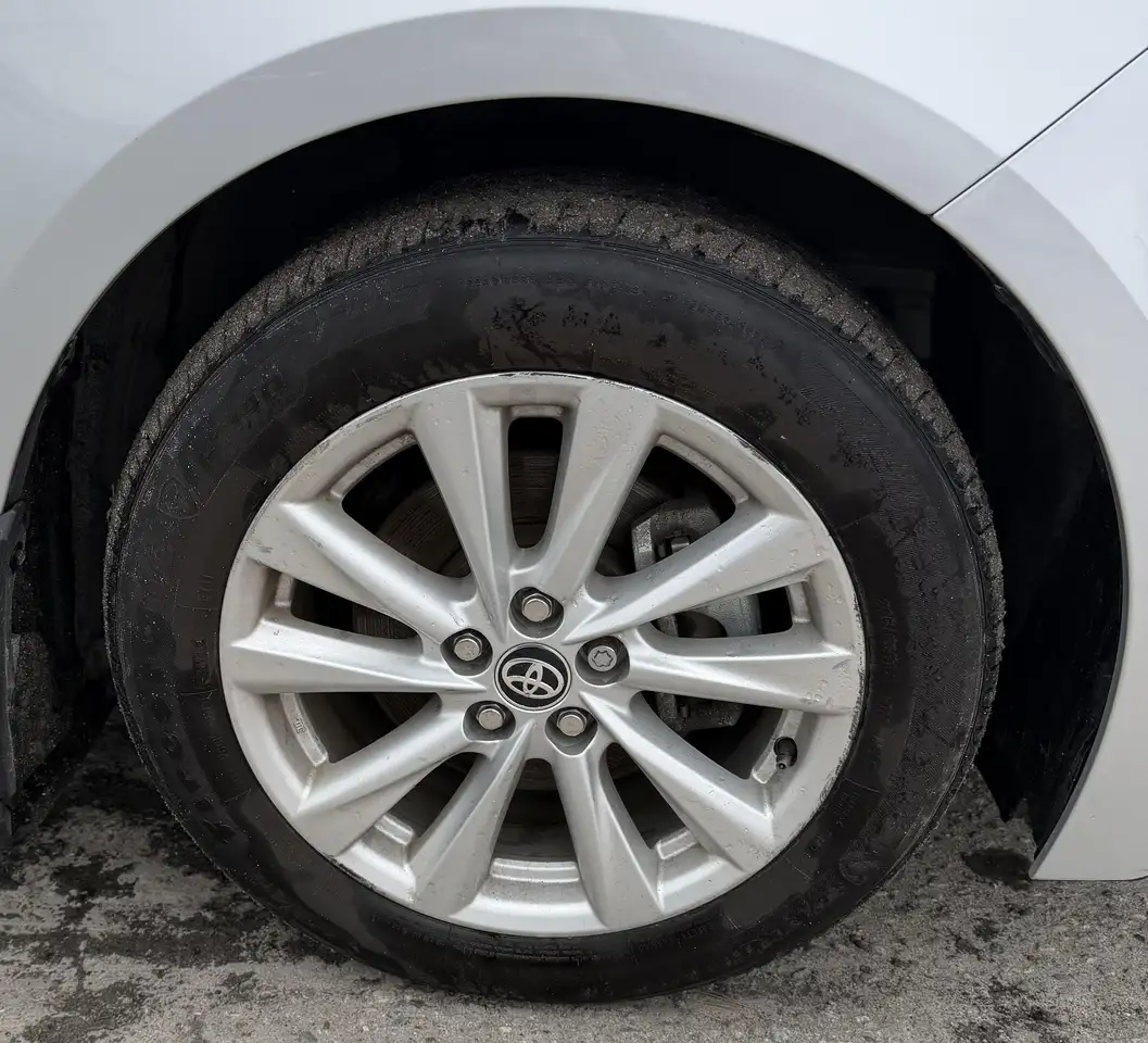 Toyota Corolla снимка Toyota Corolla