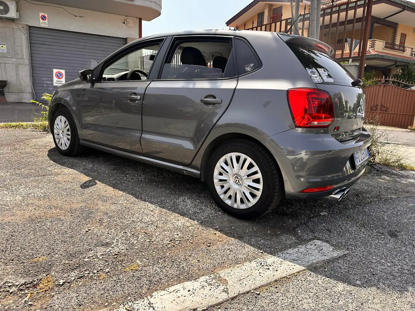 Volkswagen Polo COMFORTLINE Grigio - 1