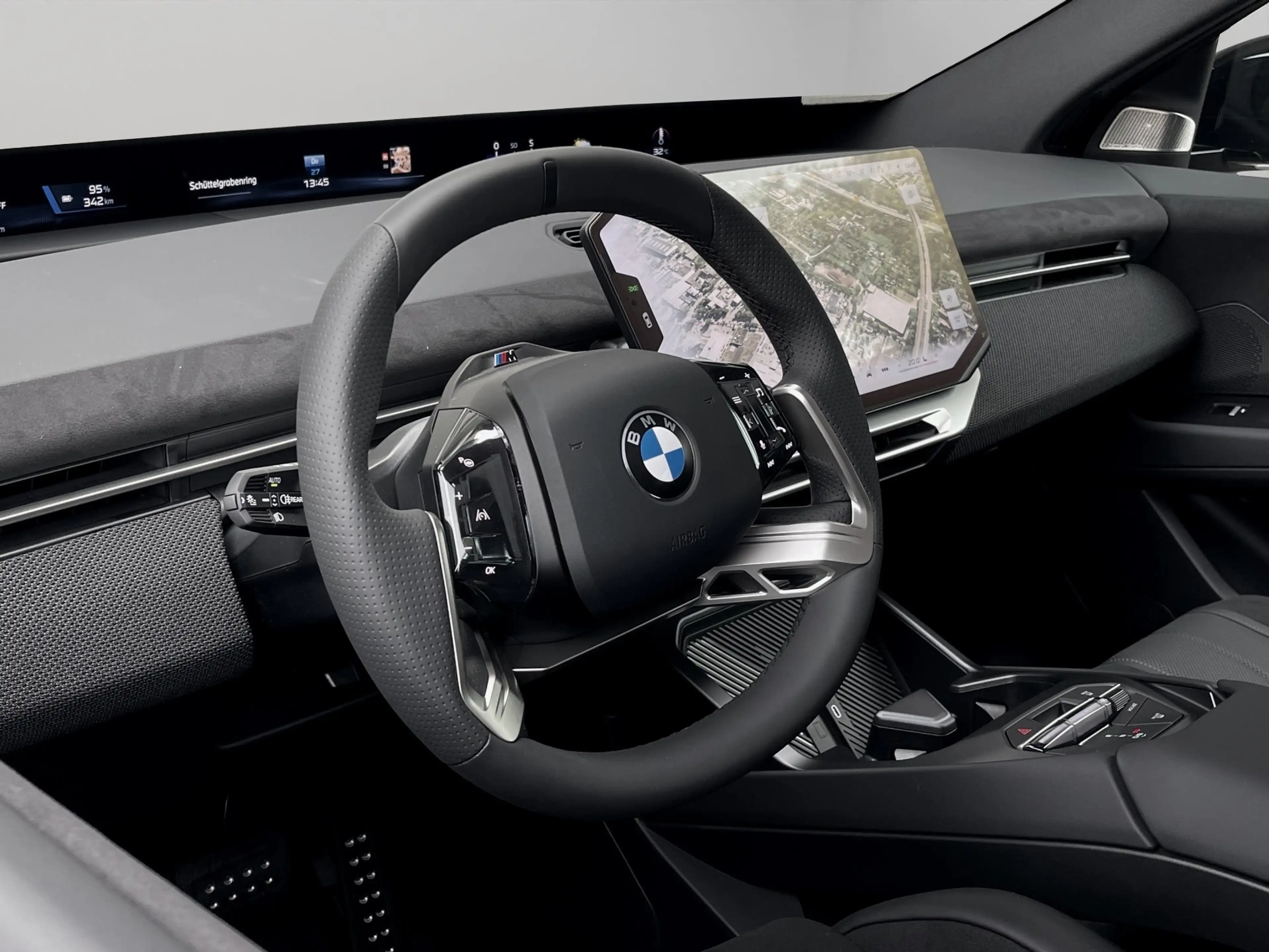 BMW iX3 40 M Sport Pro 21"LM AHK Glasdach — photo 7