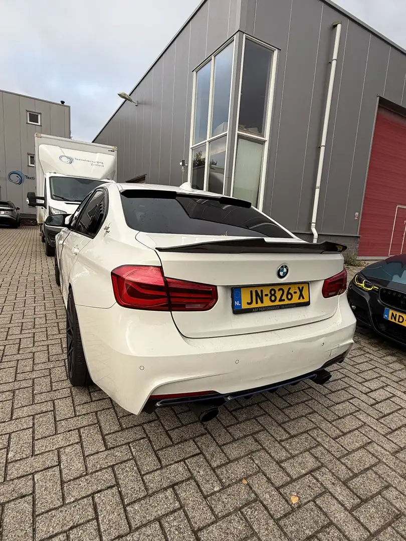 BMW 330 330E M-Sport Wit - 2