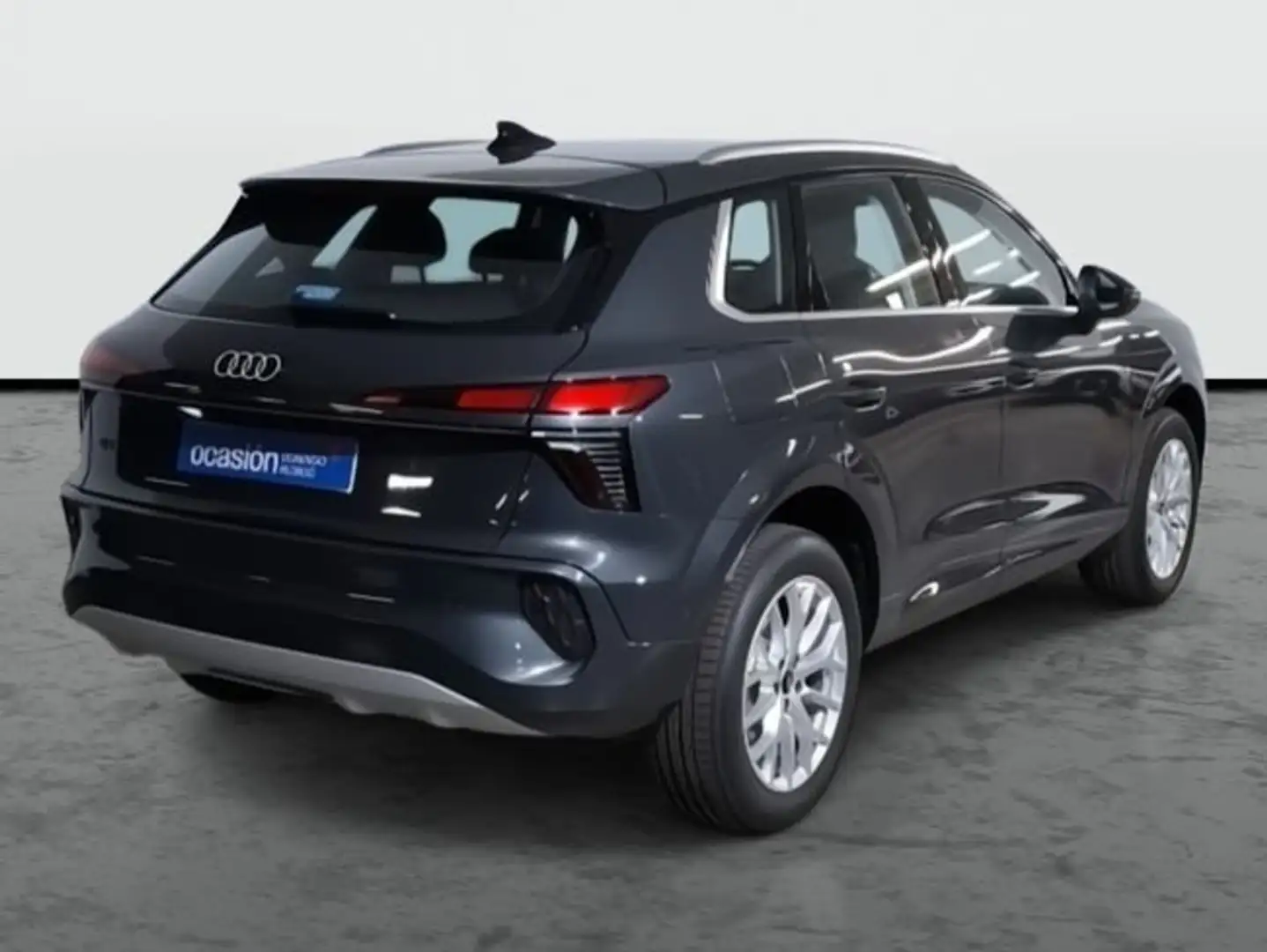 Audi Q3 Edition e-hybrid 200 kW (272 CV) S tronic Gris - 2