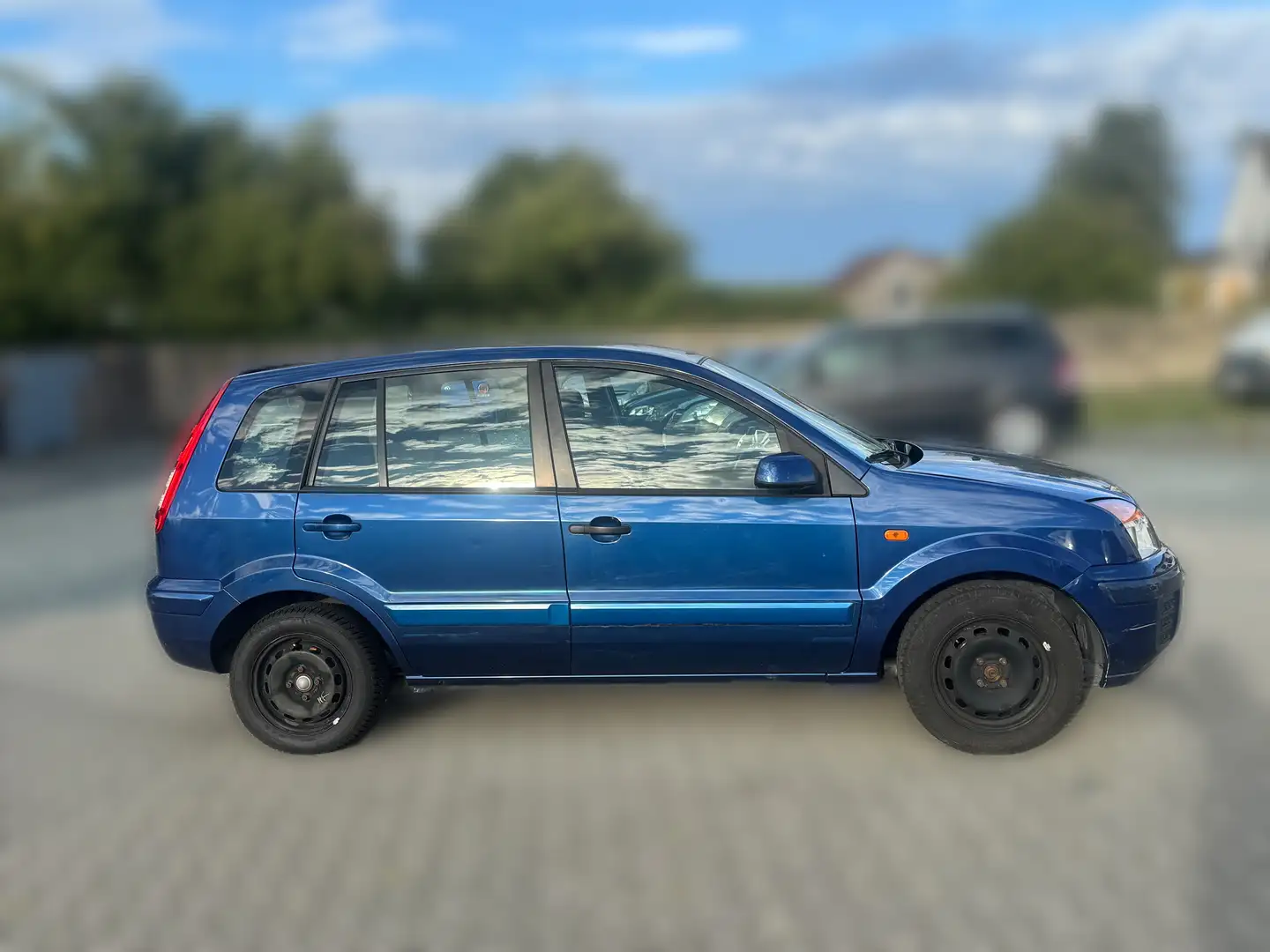 Ford Fusion 1,4 1. HAND I WENIG KM I GEPLEGT I TÜV I KLIMA Blau - 2