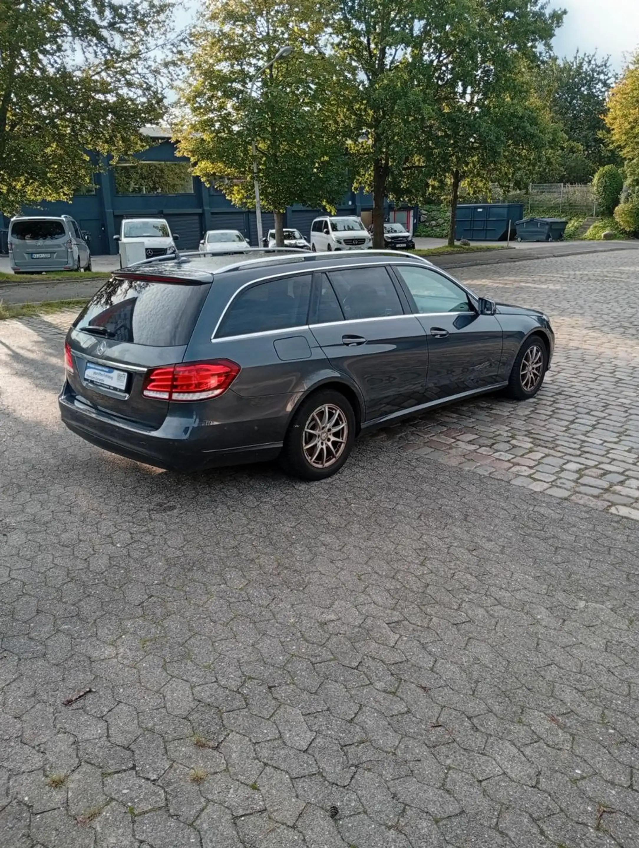 Mercedes-Benz E 250 BlueTEC T.Automatik.klima.Navi.PDC — photo 5