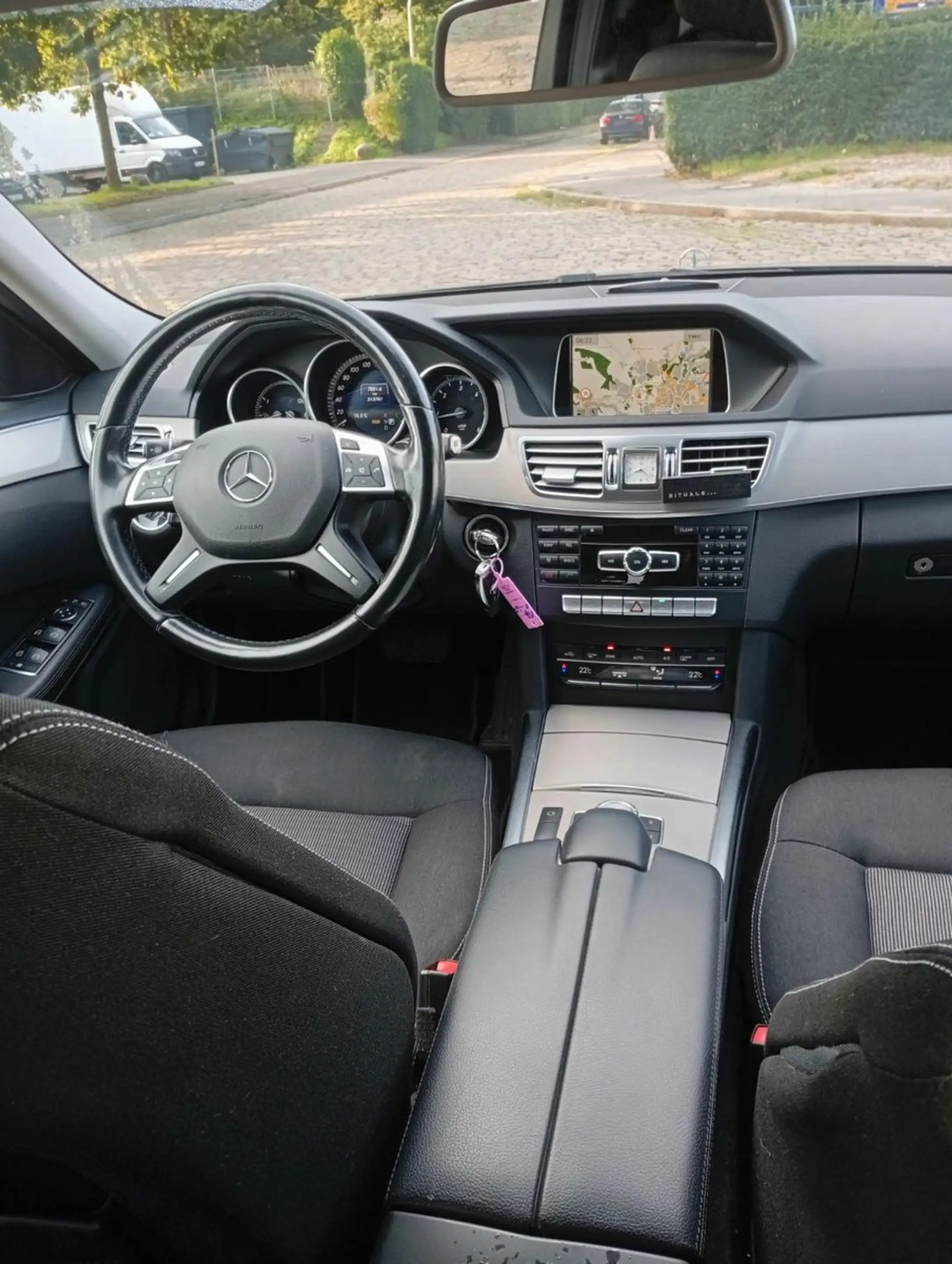 Mercedes-Benz E 250 BlueTEC T.Automatik.klima.Navi.PDC — photo 15